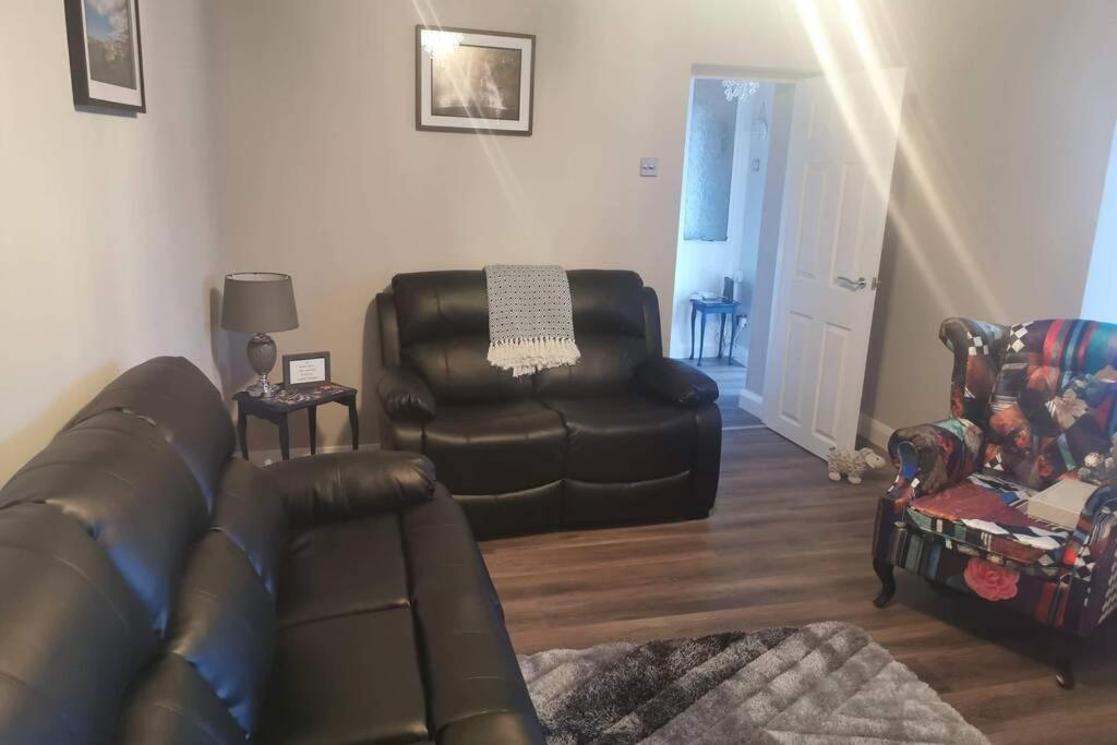 Four-Bedroom House photo 2
