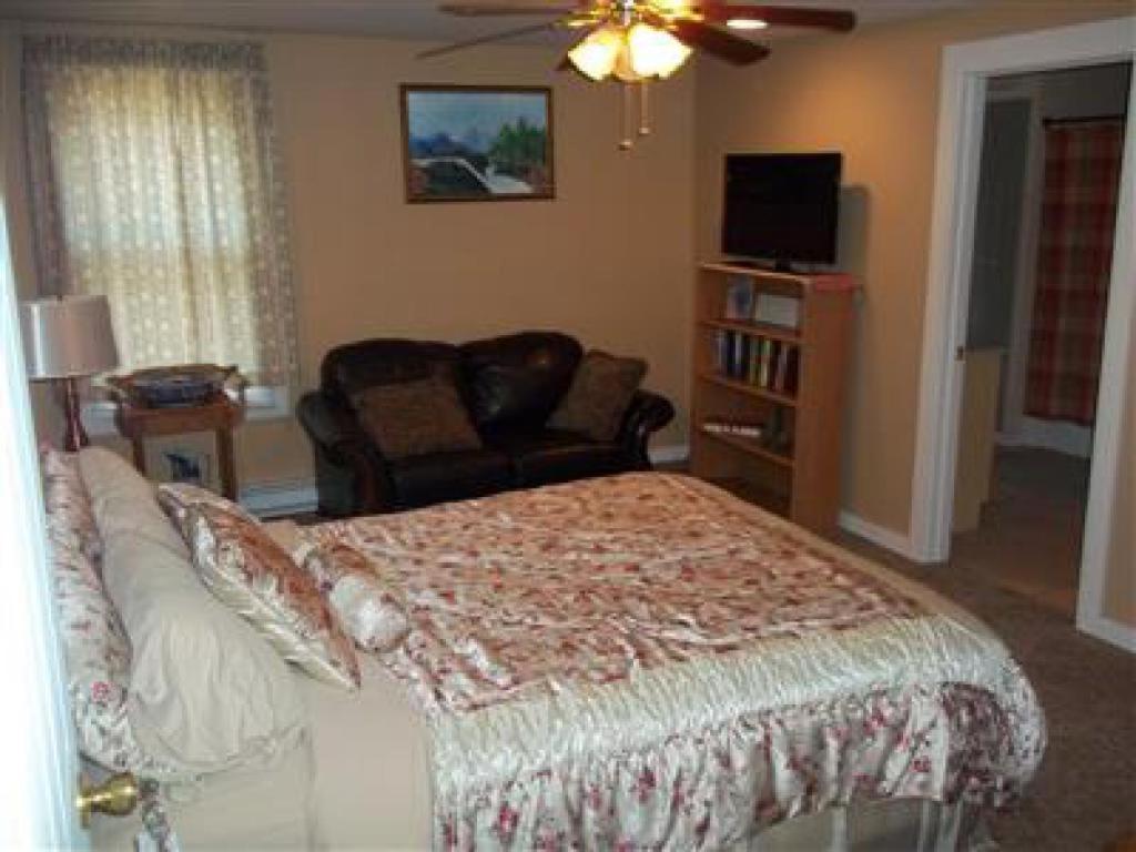 Double Room with Private Bathroom photo 3