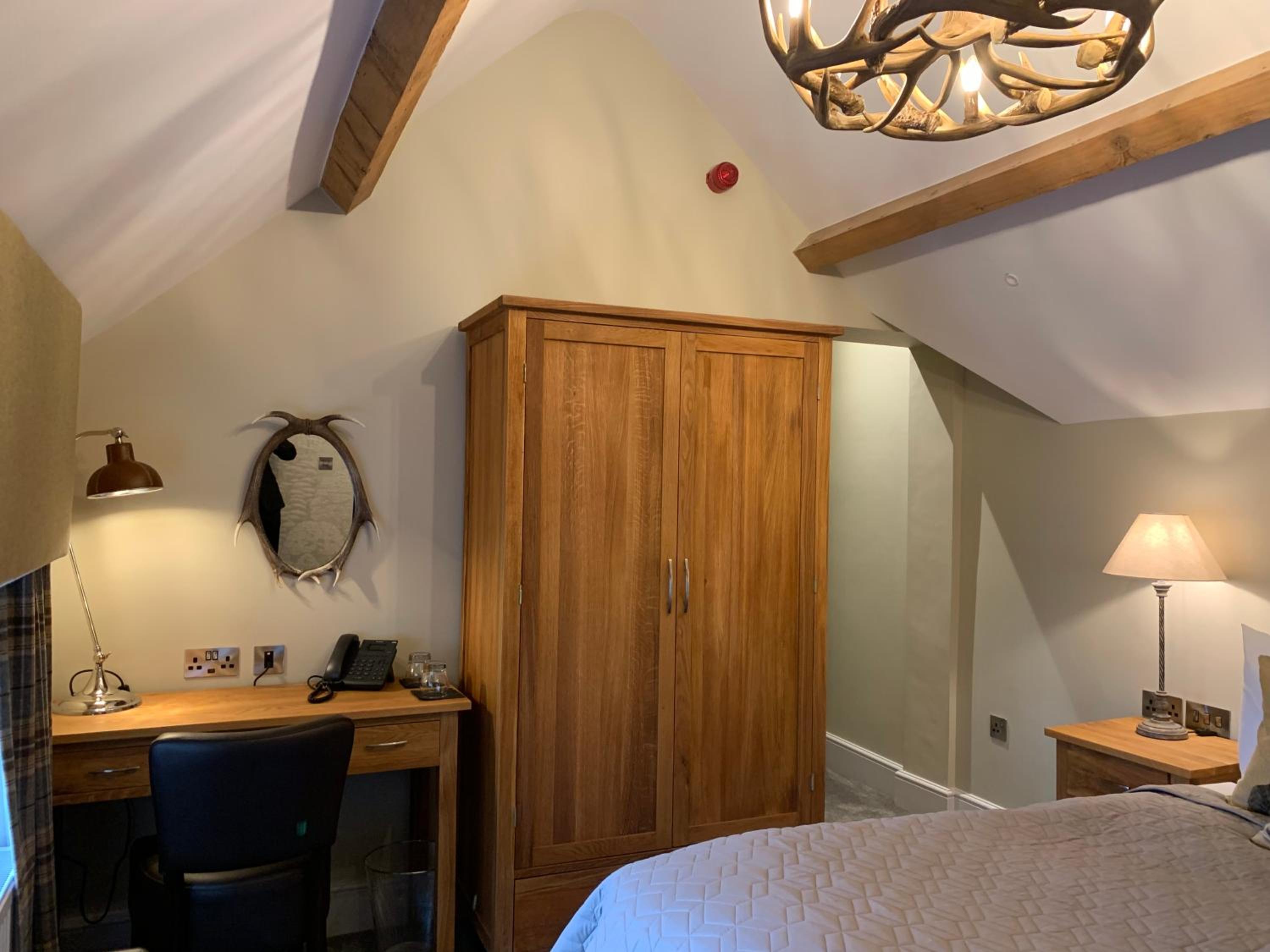 Superior King Room photo 2