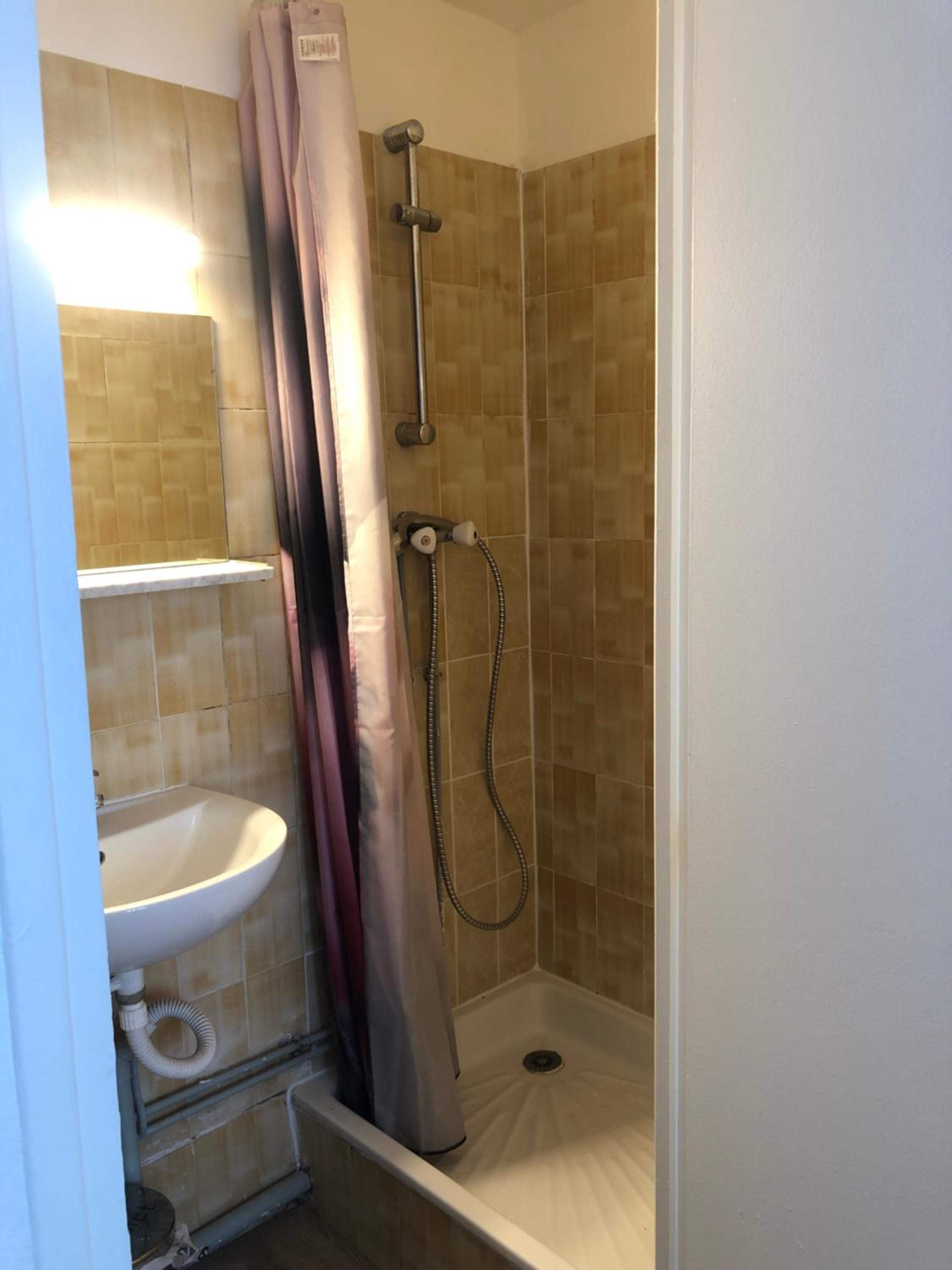 Standard Double Room with Shower photo 2