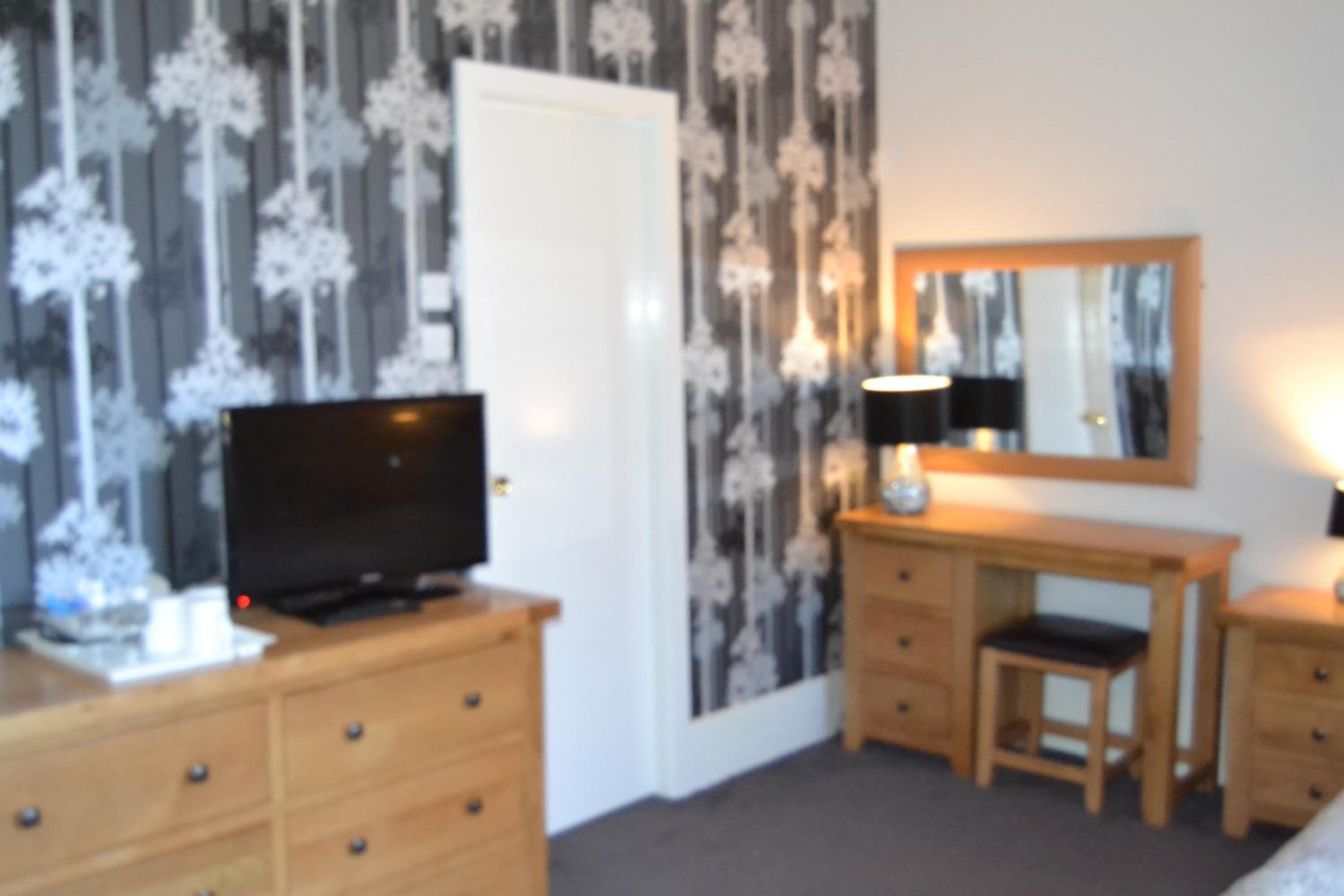 Triple Room with Shower photo 2