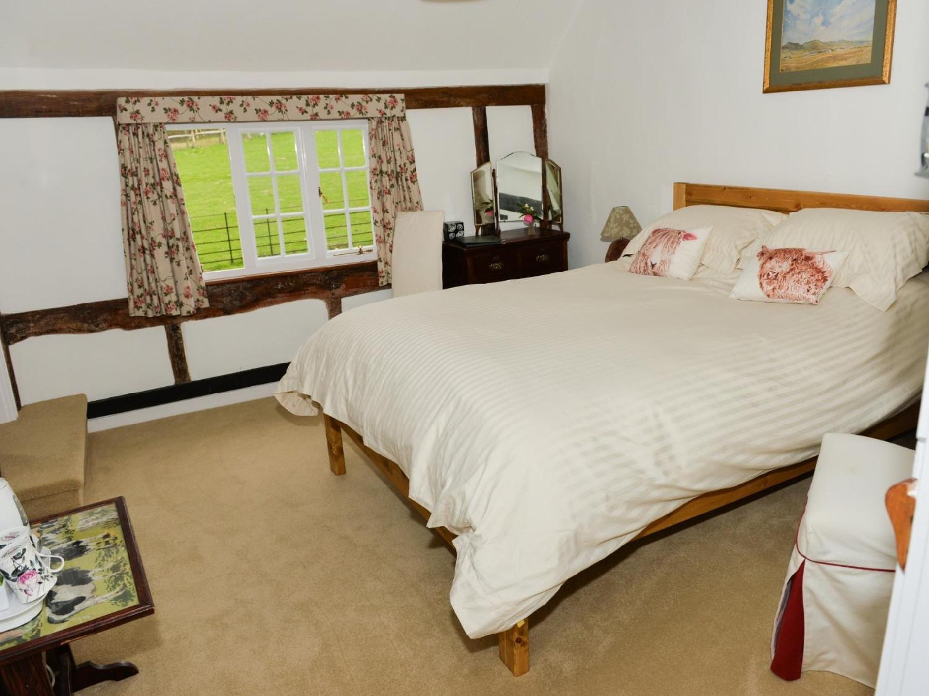 Double Room with Private Bathroom
