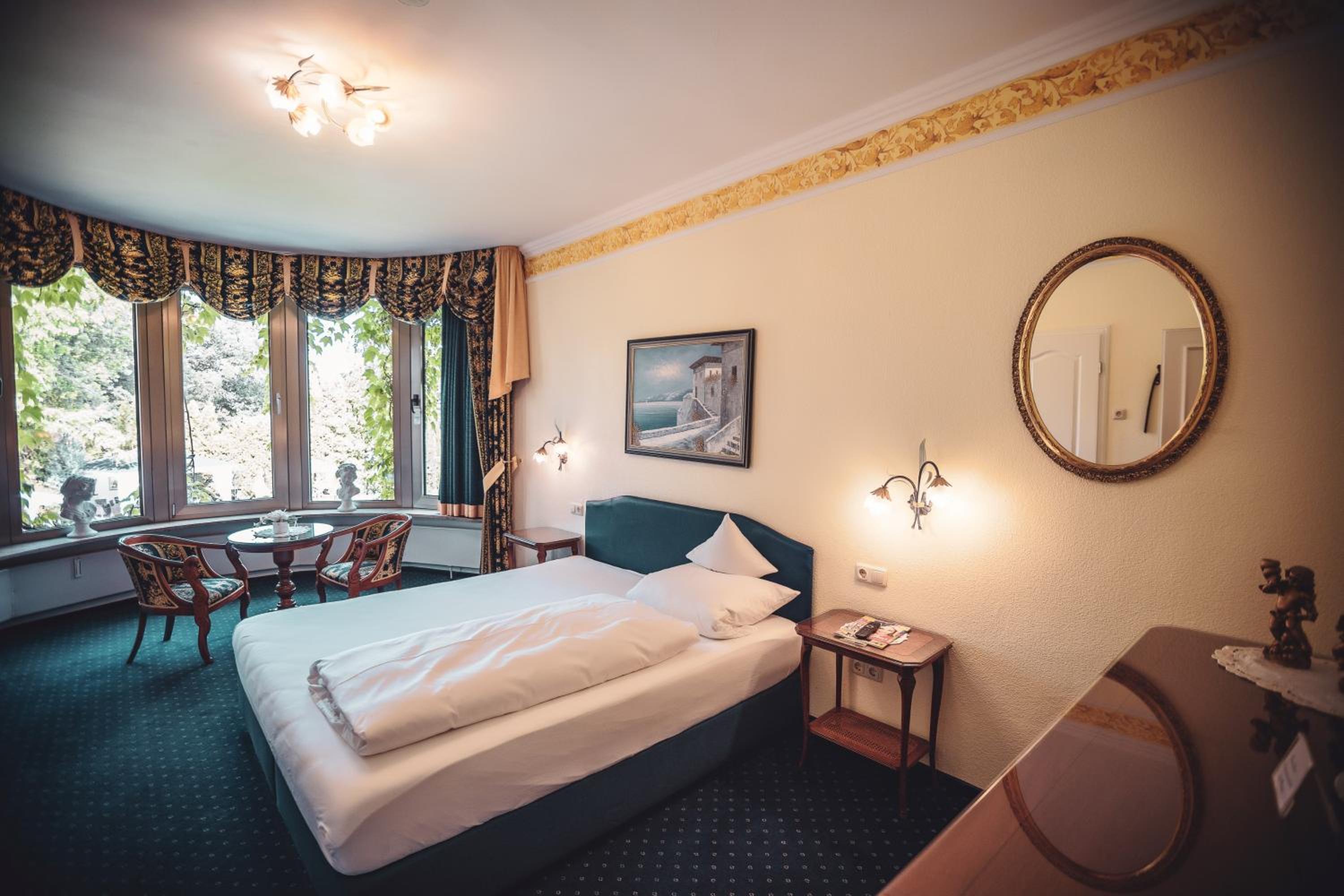 Standard Double Room photo 3