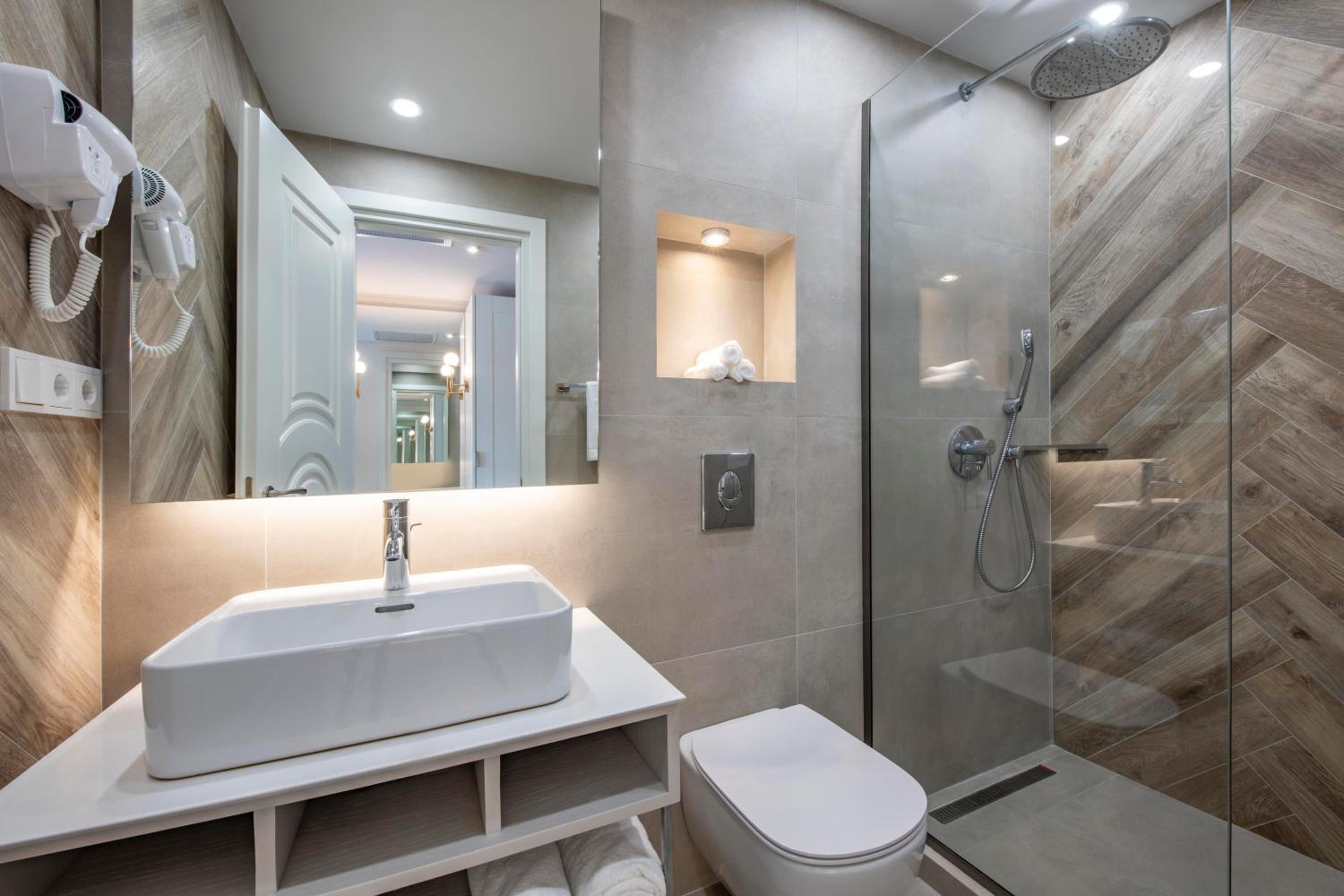 Standard Double or Twin Room with Balcony