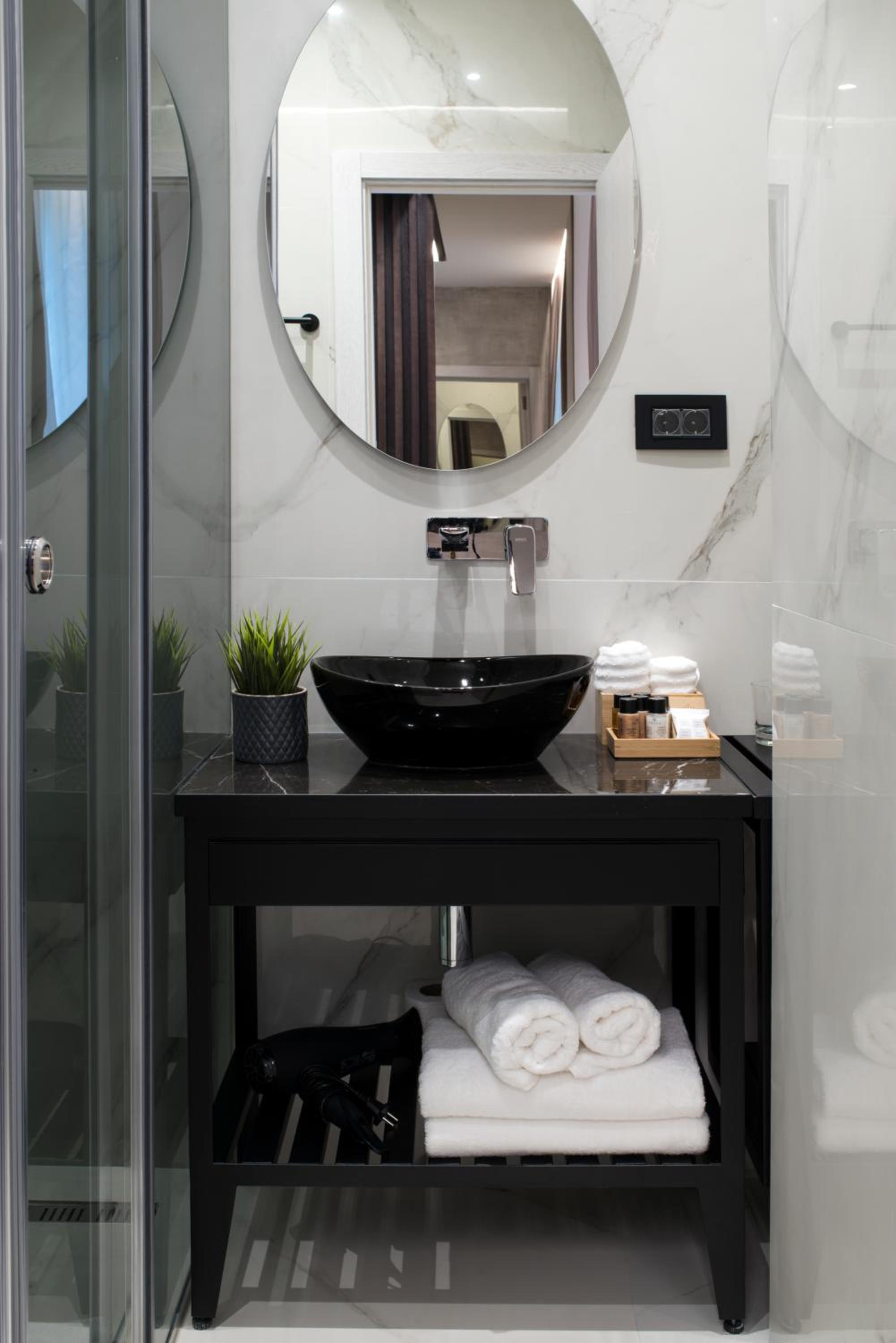 Superior Twin Room - Photo 3
