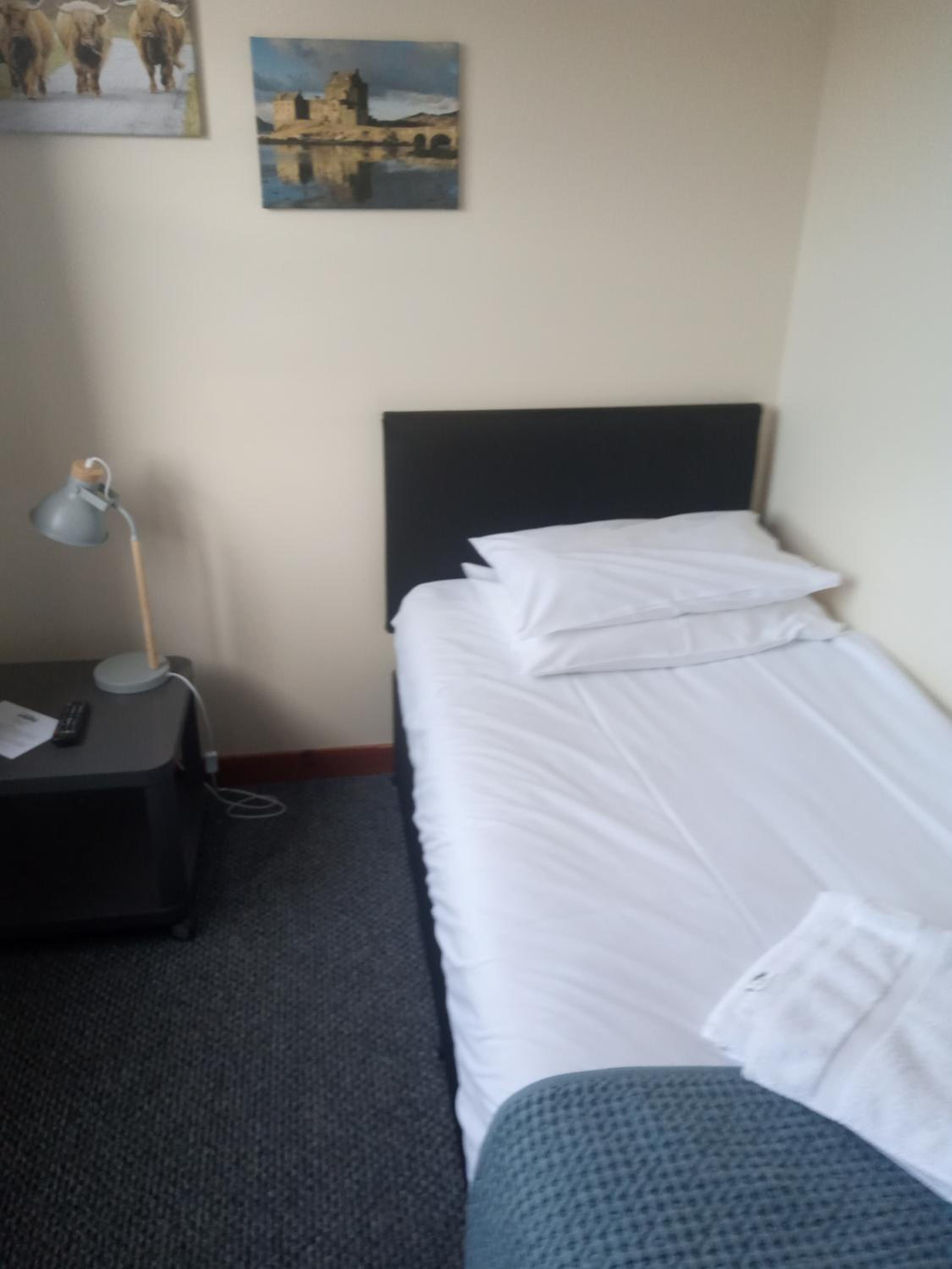 Standard Single Room with Shower photo 2