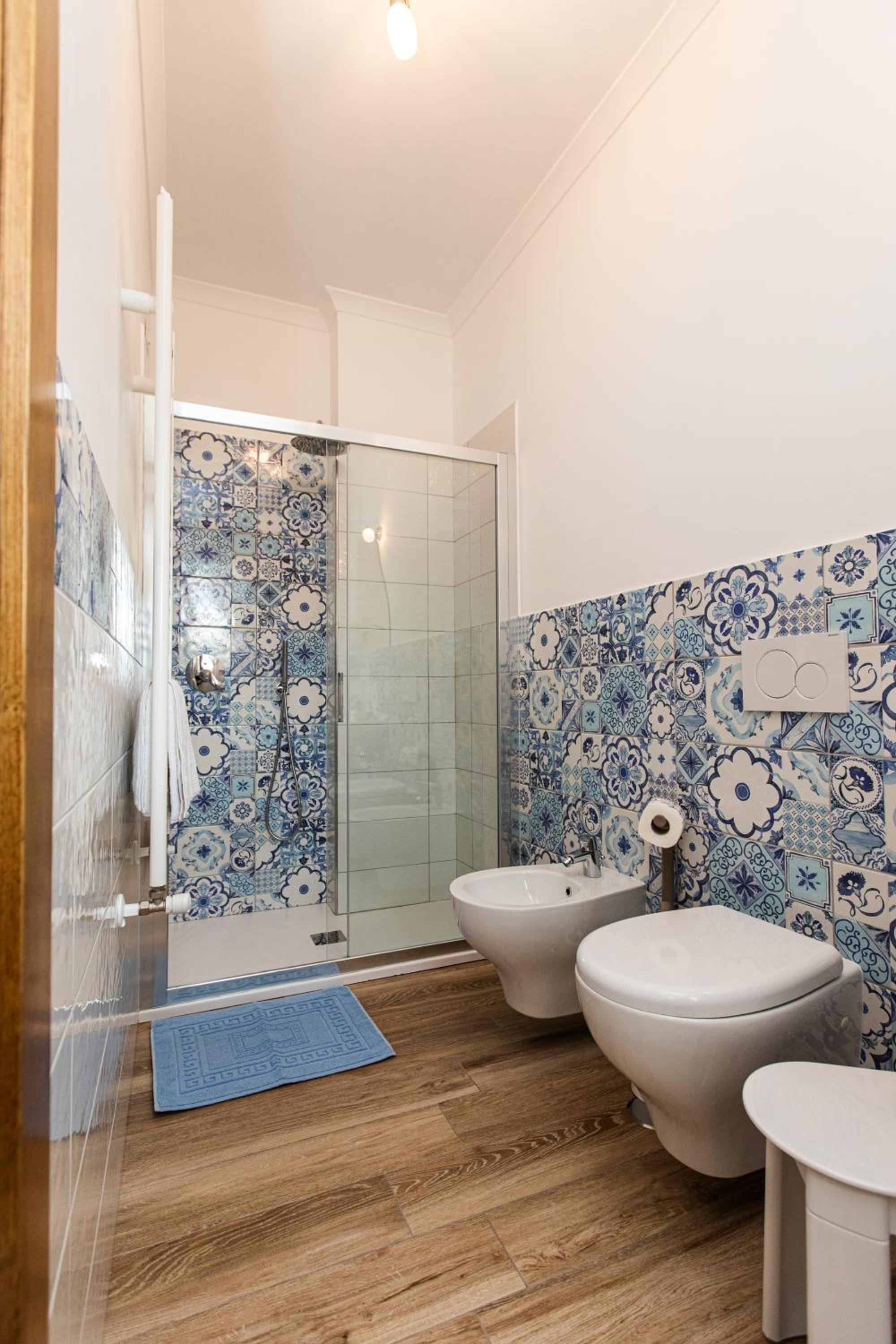 Double or Twin Room with Terrace - Photo 15