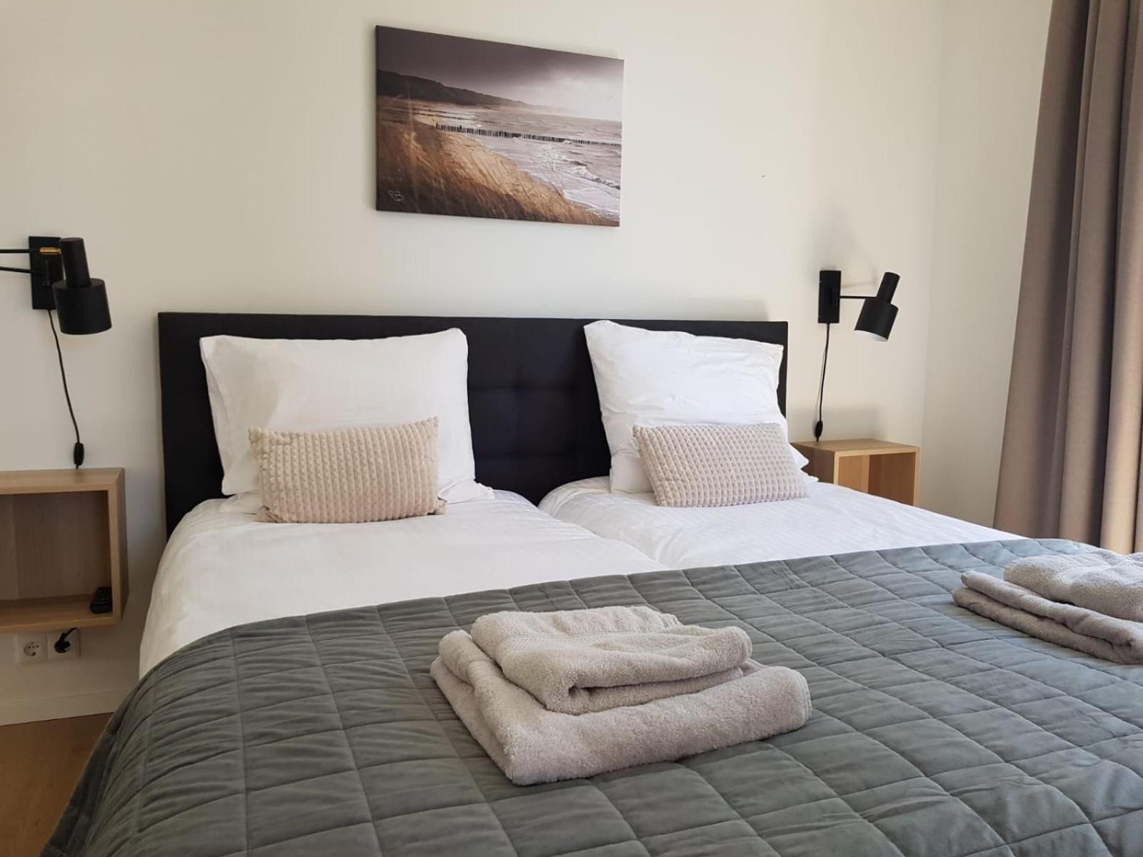 One-Bedroom House photo 1