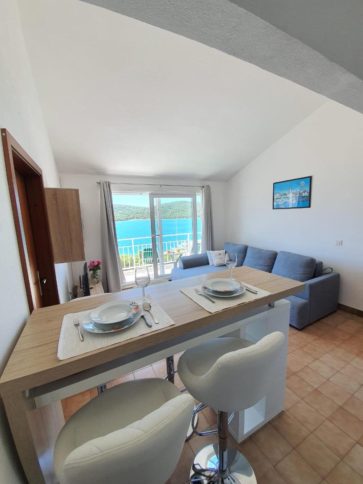 Apartment with Sea View photo 2