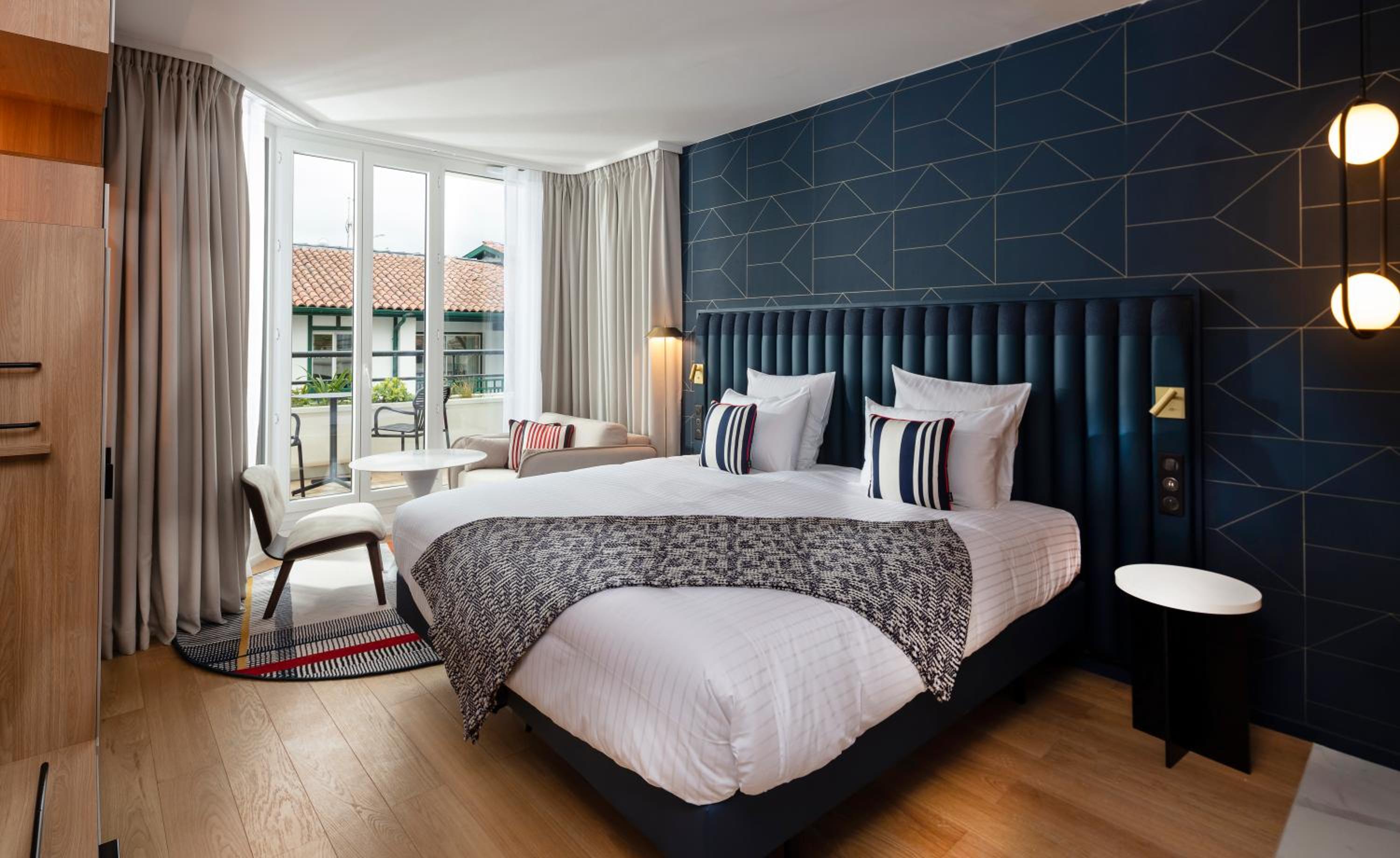 Superior Room with Balcony - Photo 1