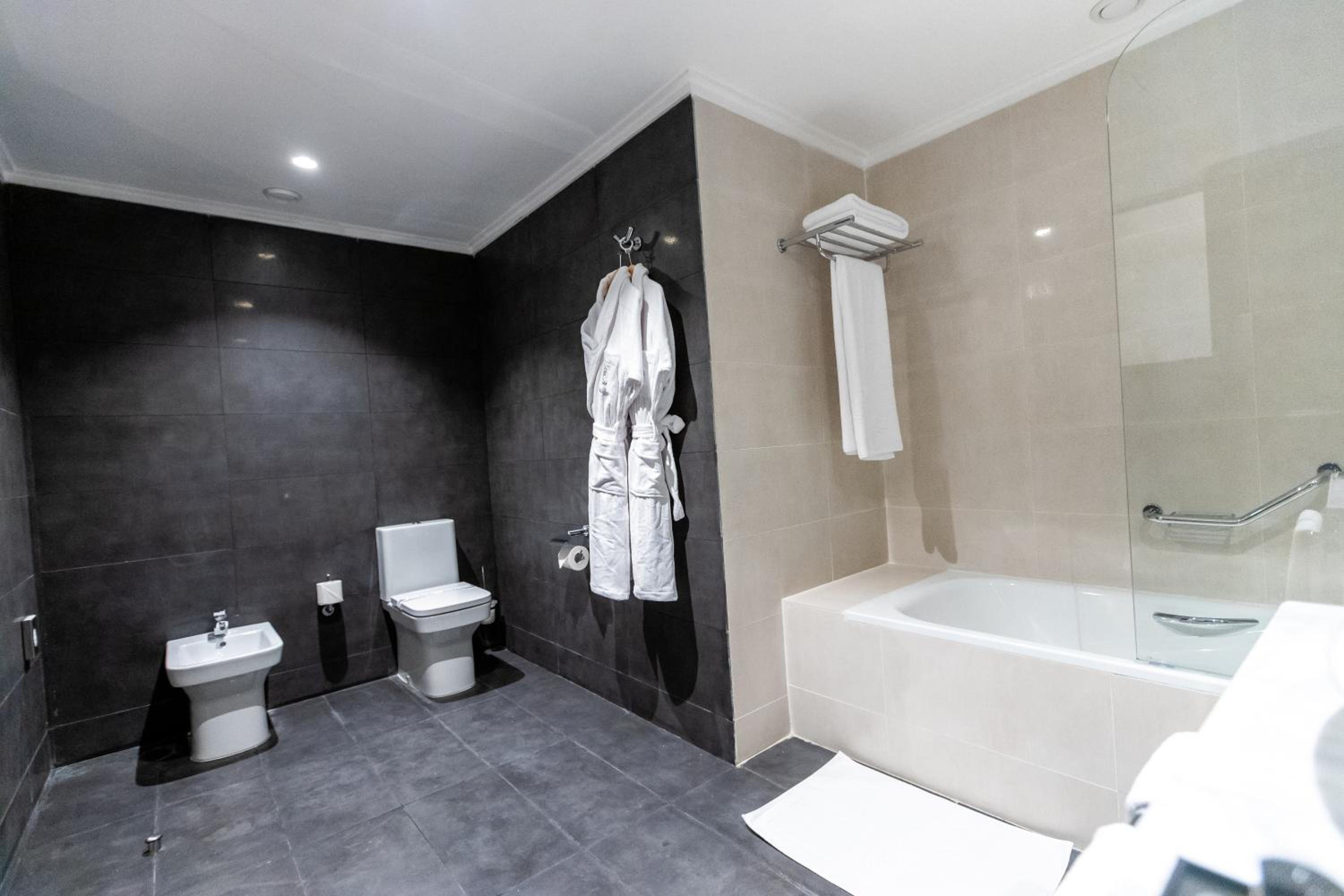 Junior Suite - Photo 14