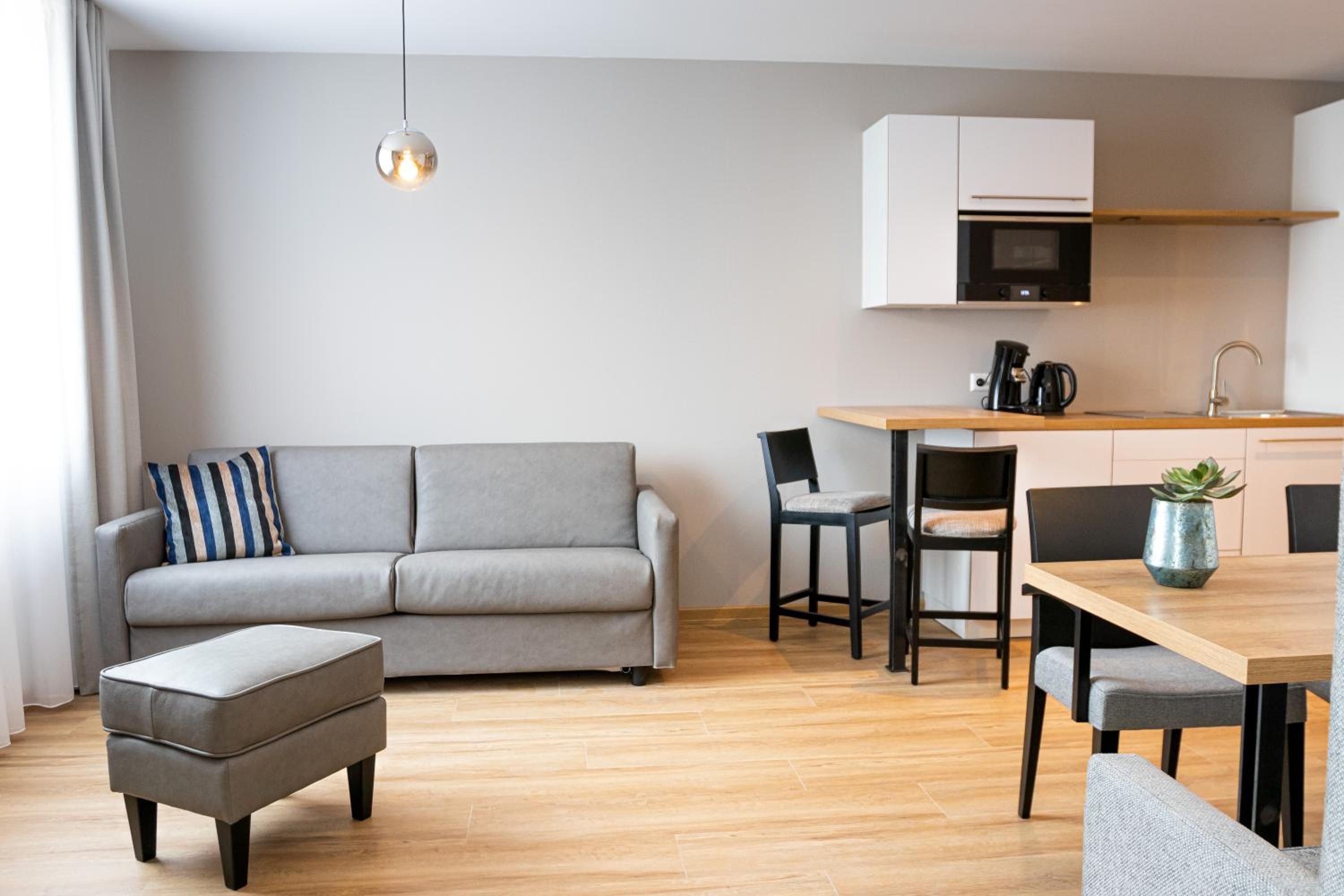 Comfort Suite photo 2
