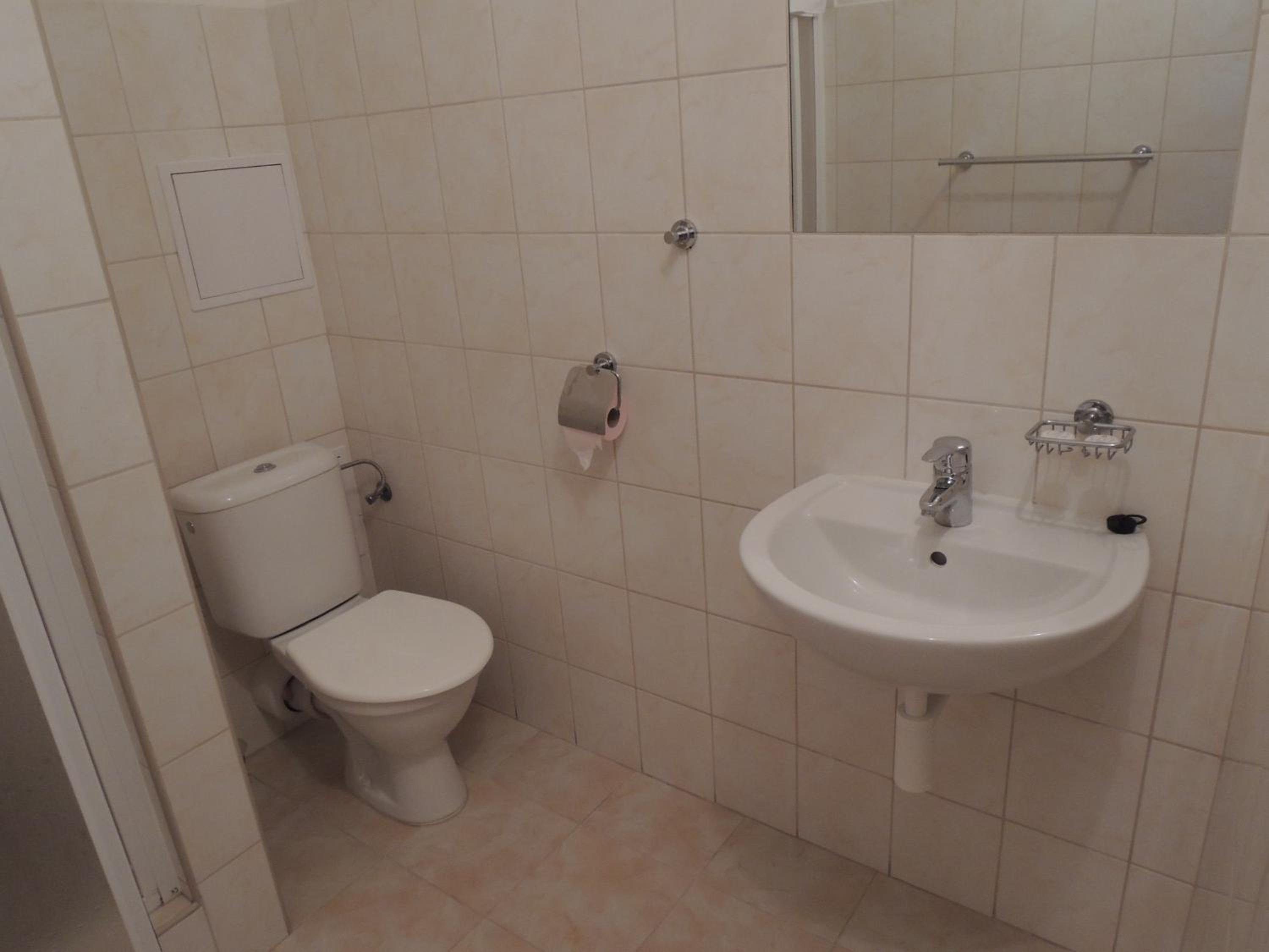 Economy Lux Twin Room - Photo 2