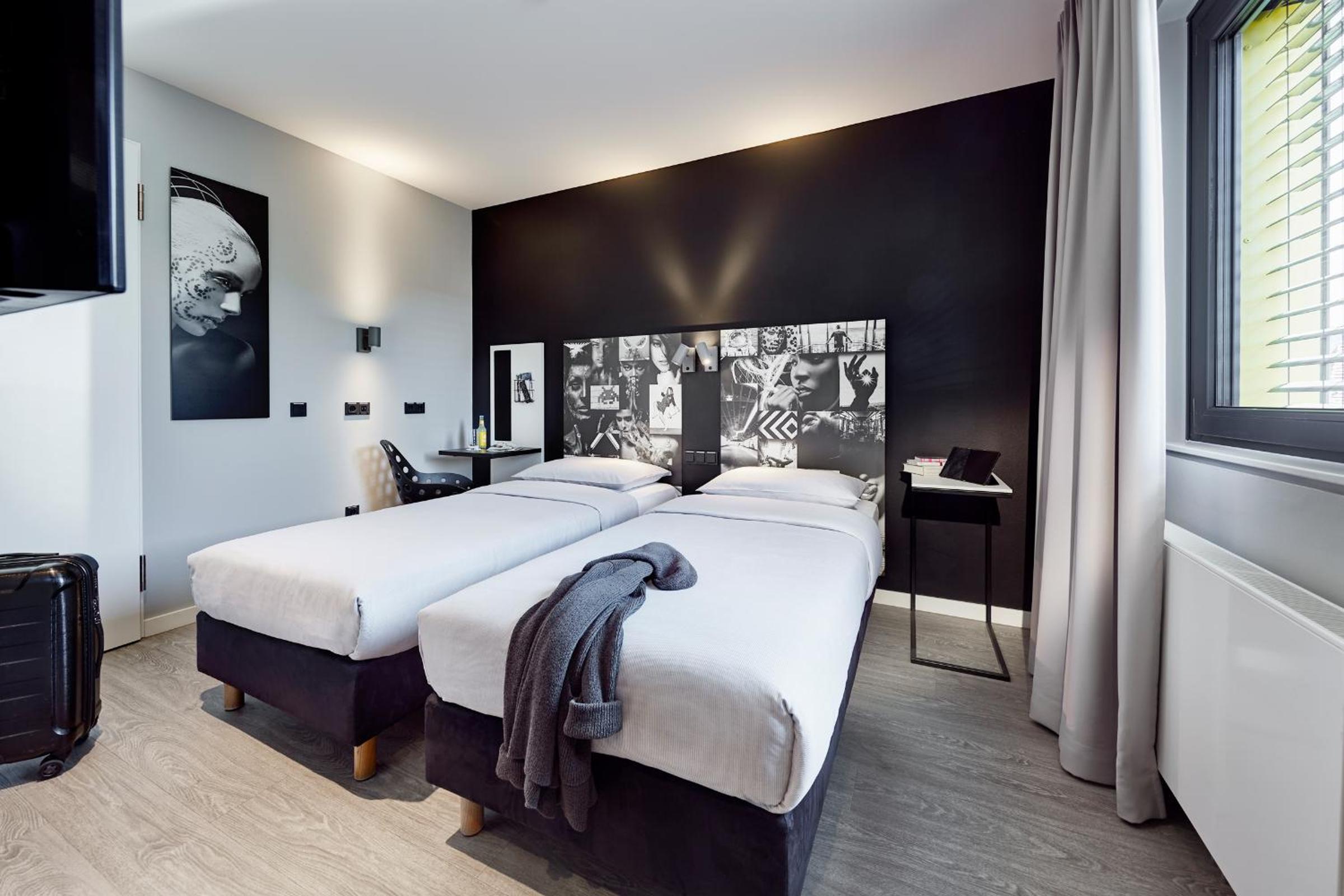 Standard Twin Room photo 1