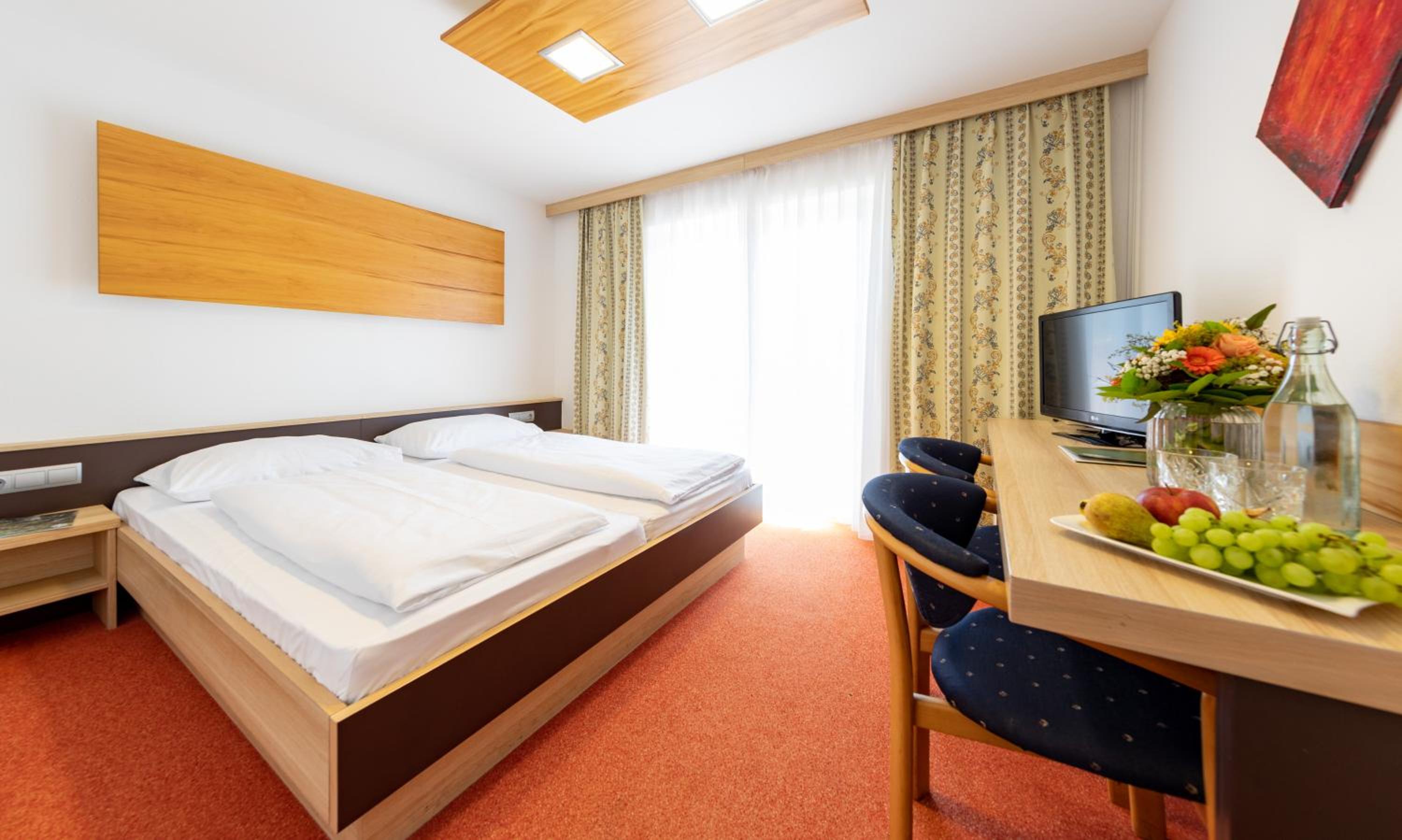 Standard Double Room - Photo 5
