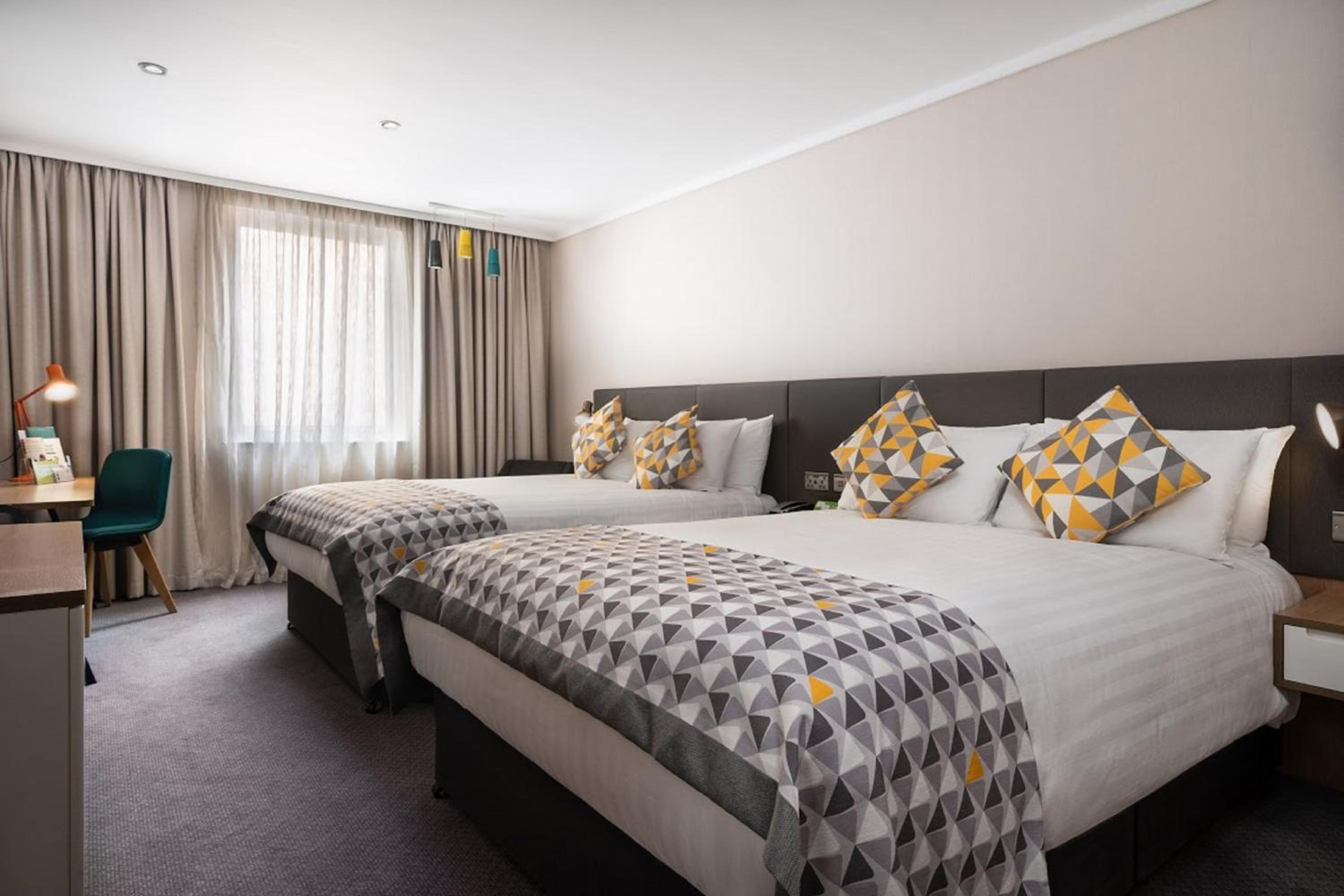Premium Double Room with Two Double Beds photo 1