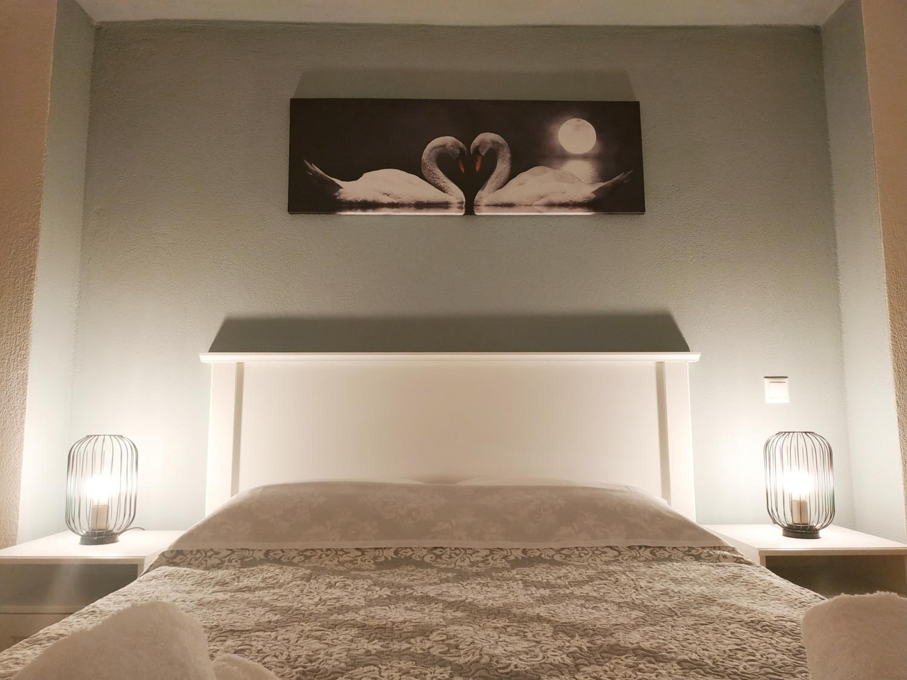 Two-Bedroom Apartment - Photo 16