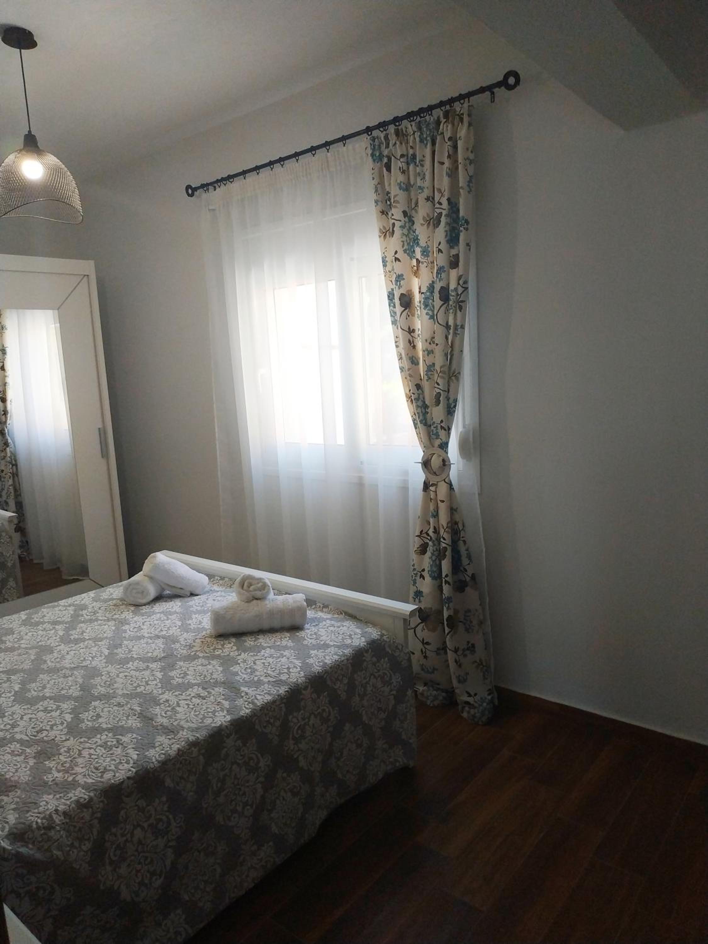 Two-Bedroom Apartment - Photo 15