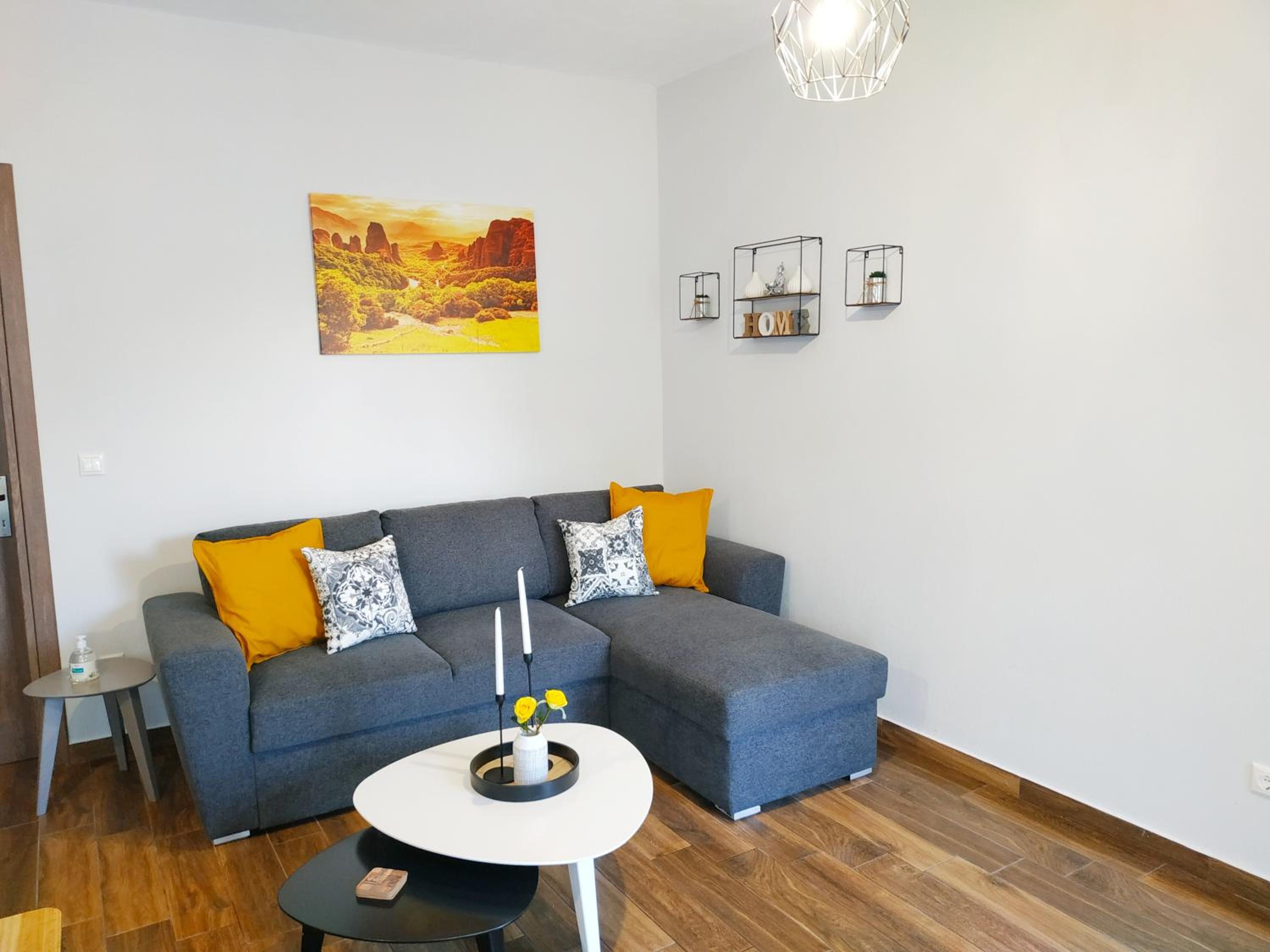 Two-Bedroom Apartment - Photo 18