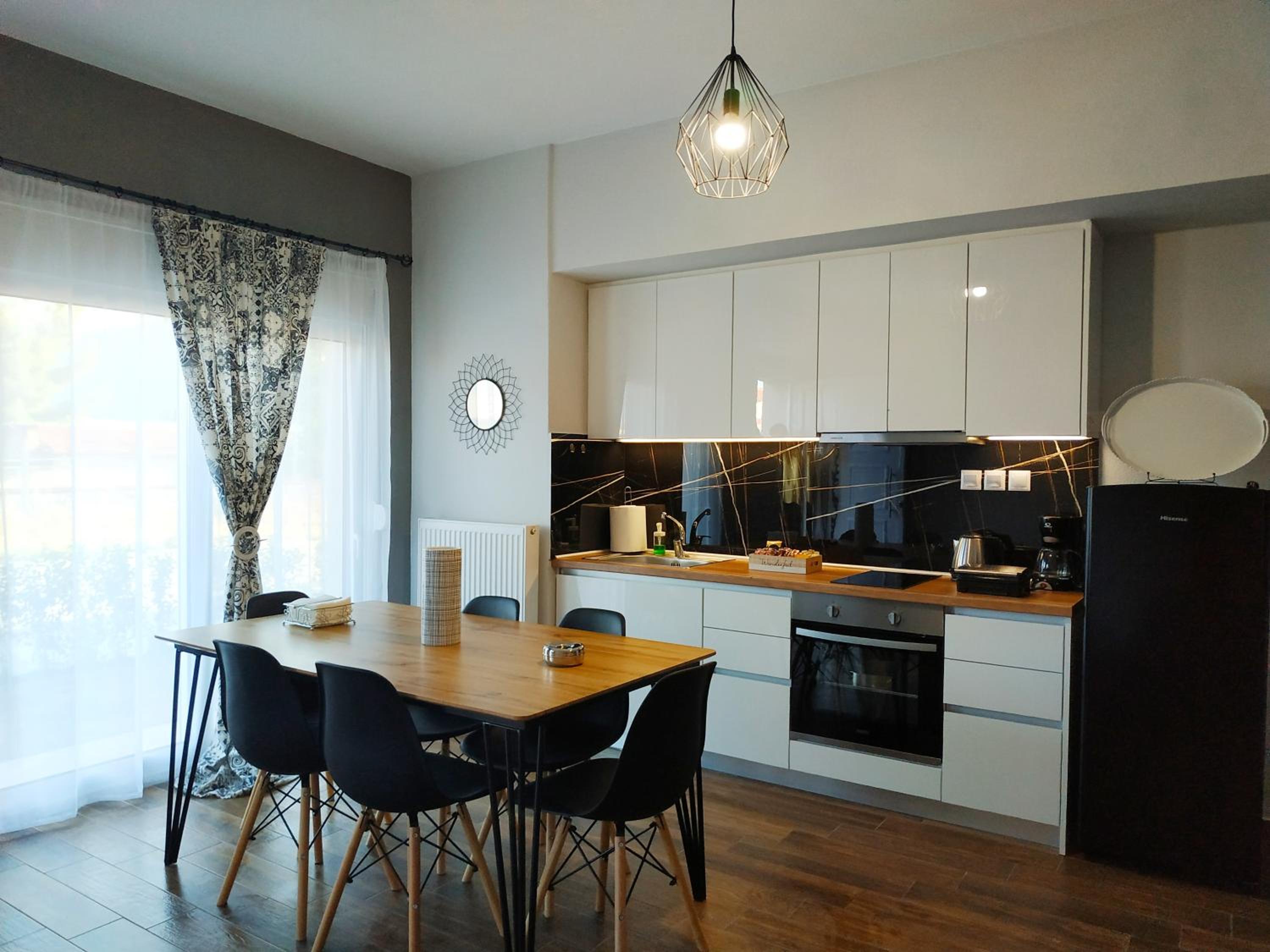 Two-Bedroom Apartment - Photo 20