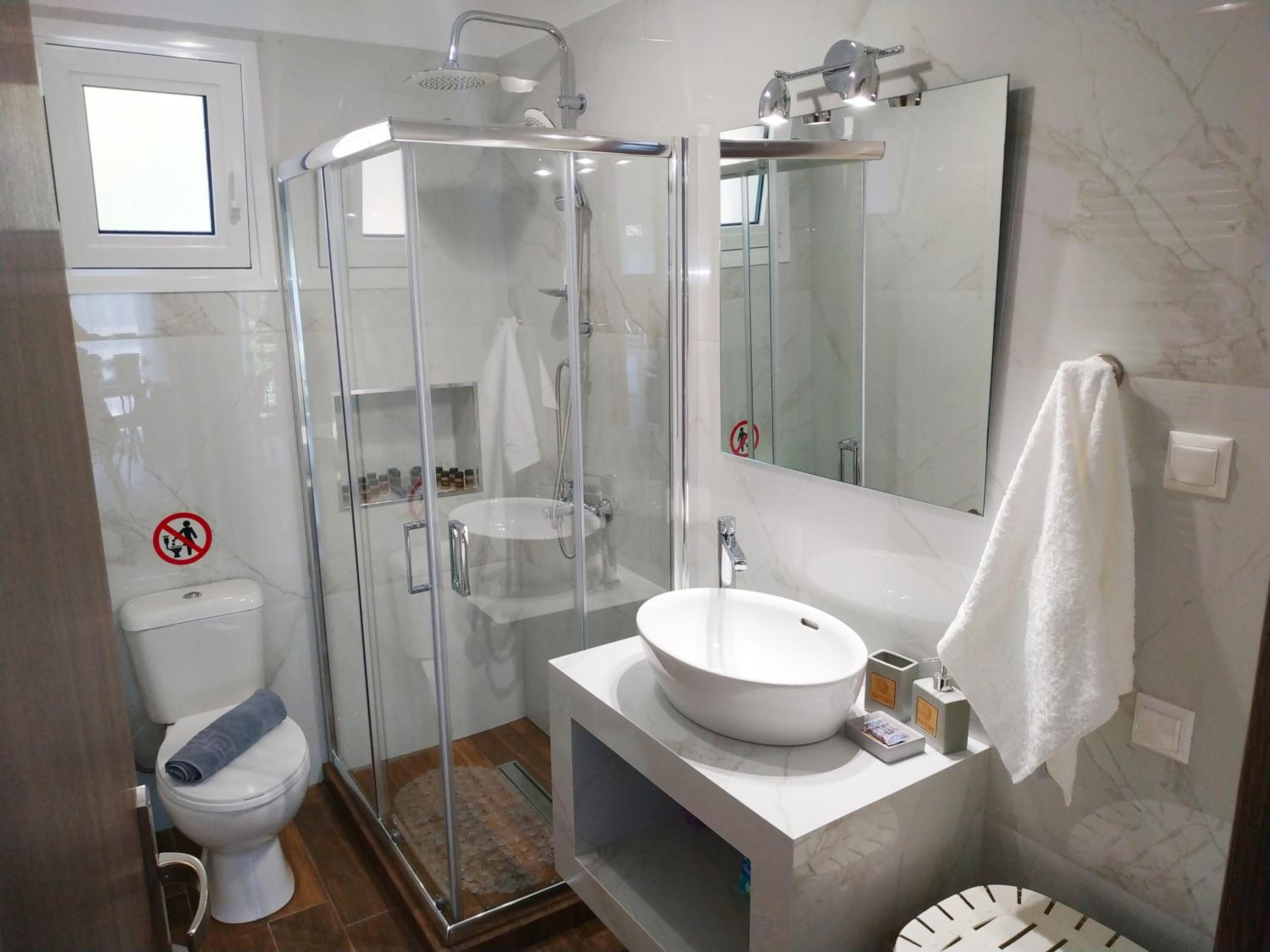 Two-Bedroom Apartment - Photo 10