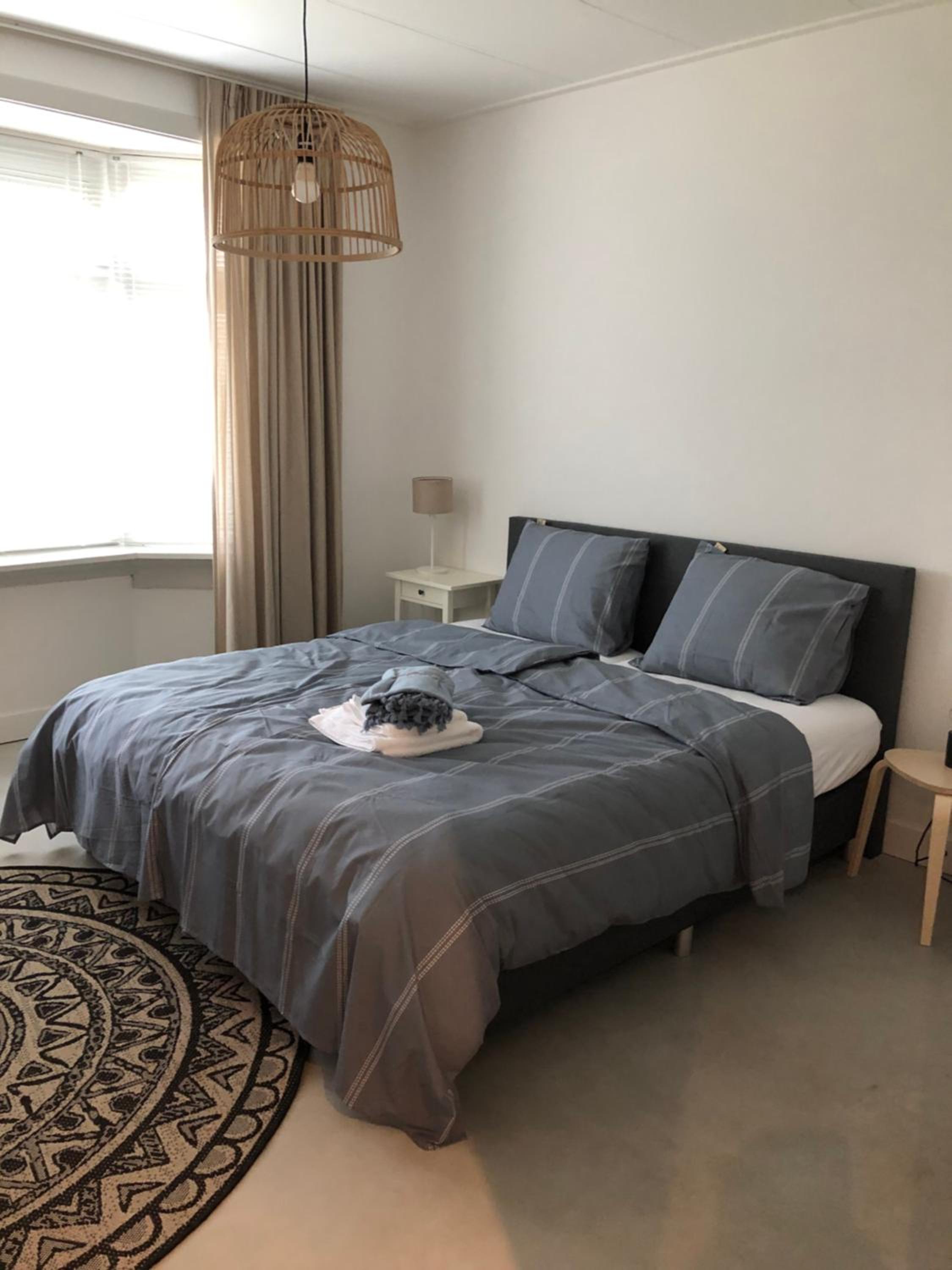 Deluxe King Room - Photo 10
