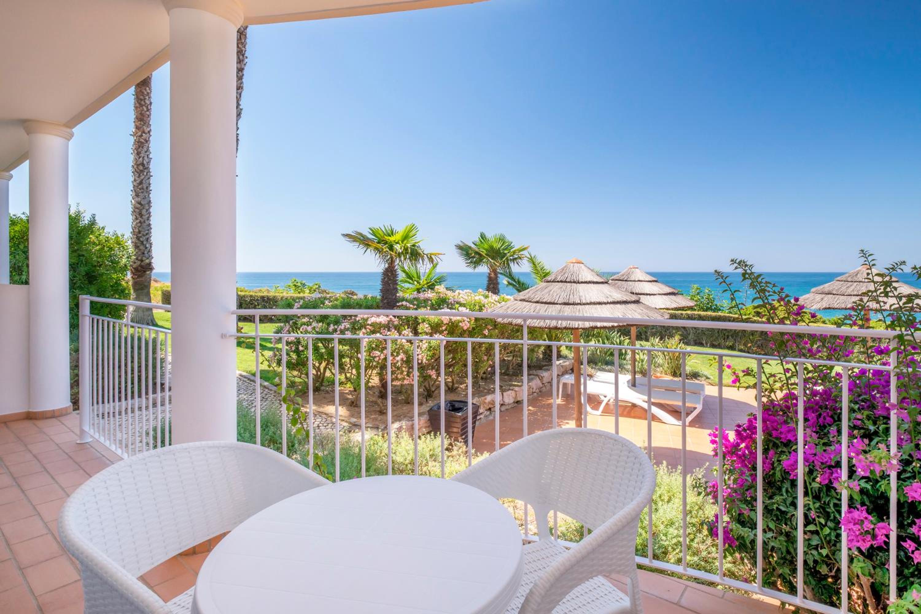 Premium One-Bedroom Apartment with Sea View - Photo 20