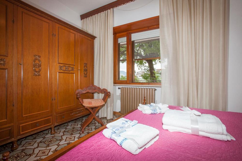 Two-Bedroom House - Photo 37