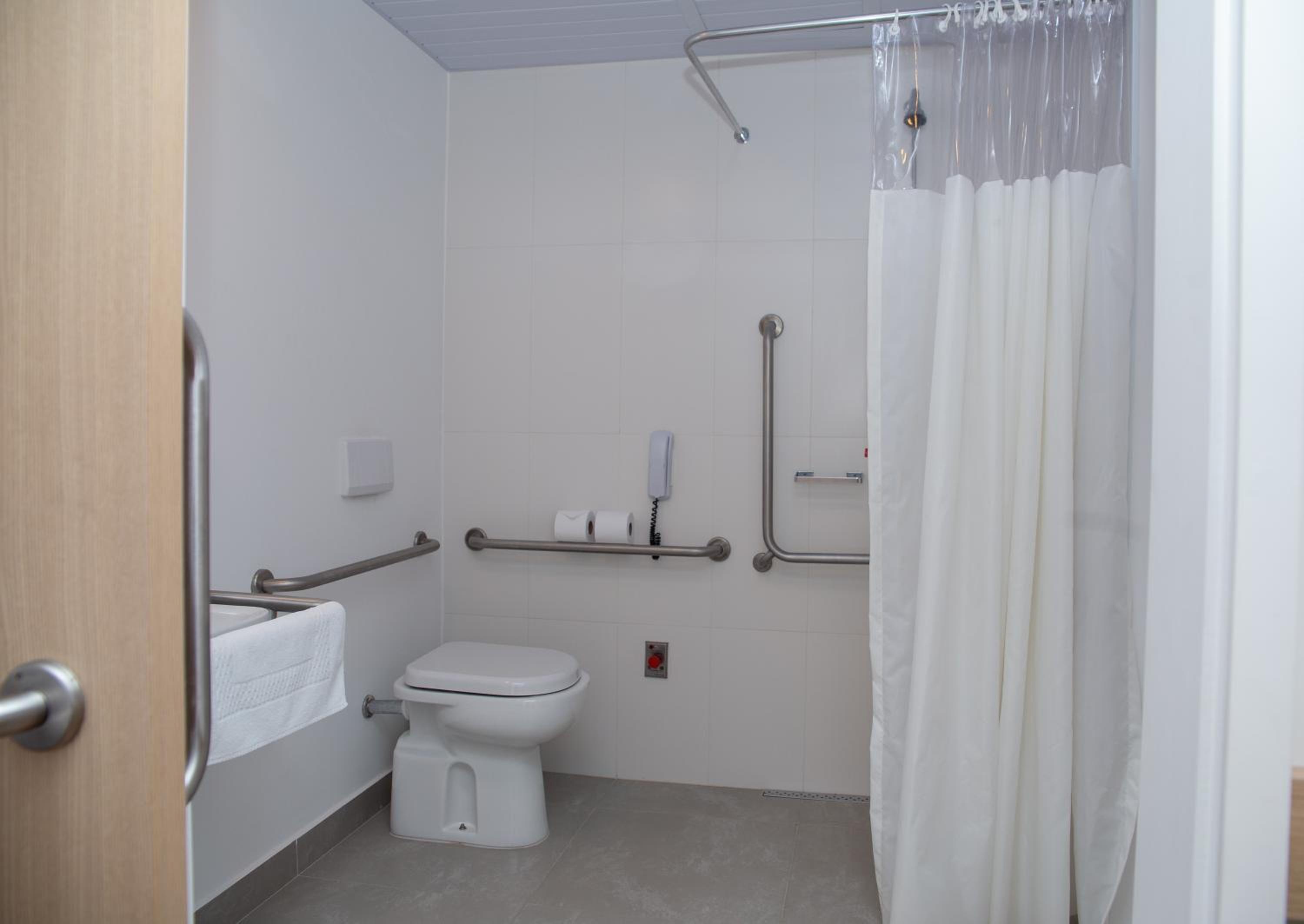 Standard Double Room with Two Double Beds photo 3