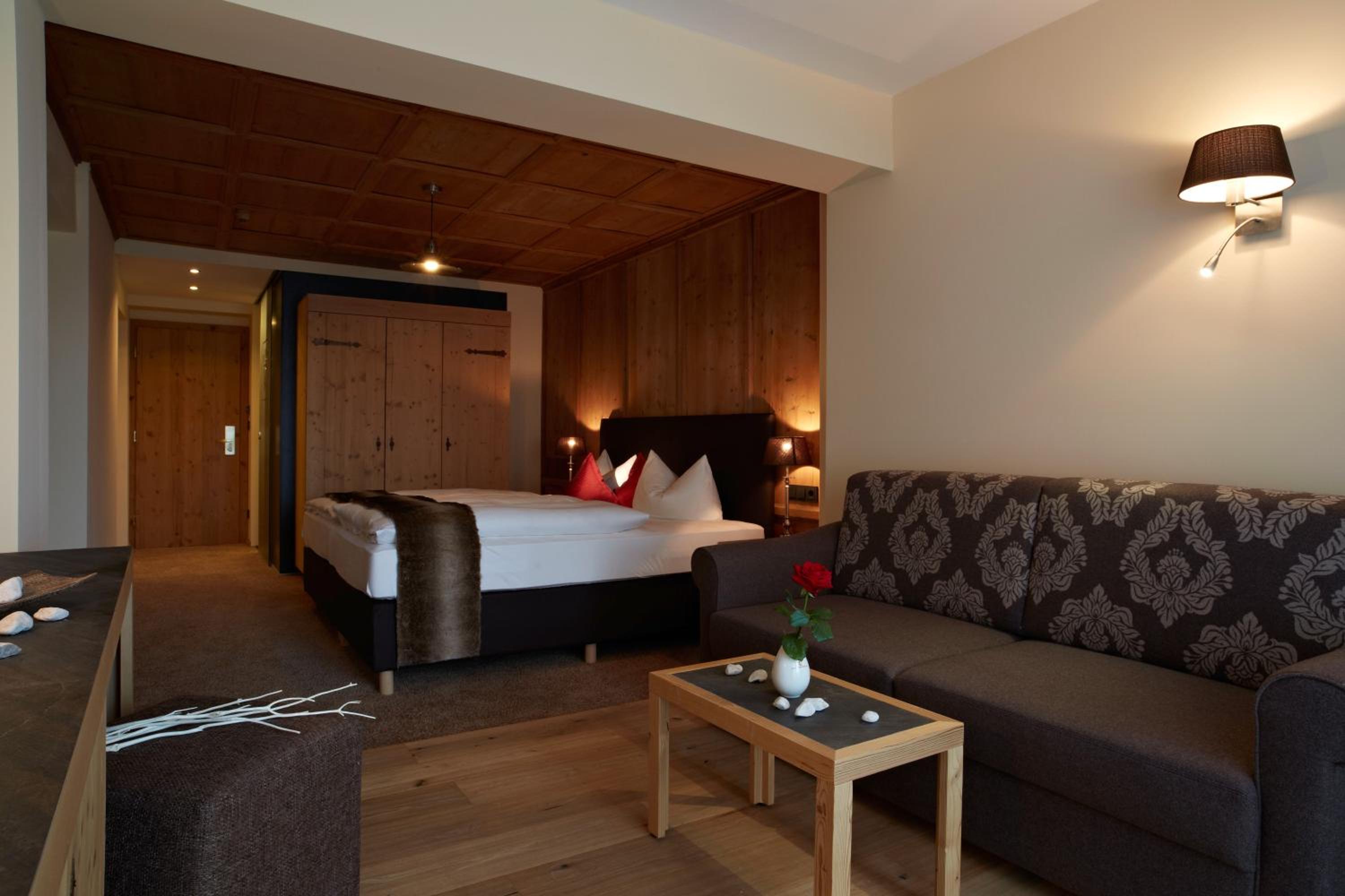 Deluxe Double Room - Photo 7