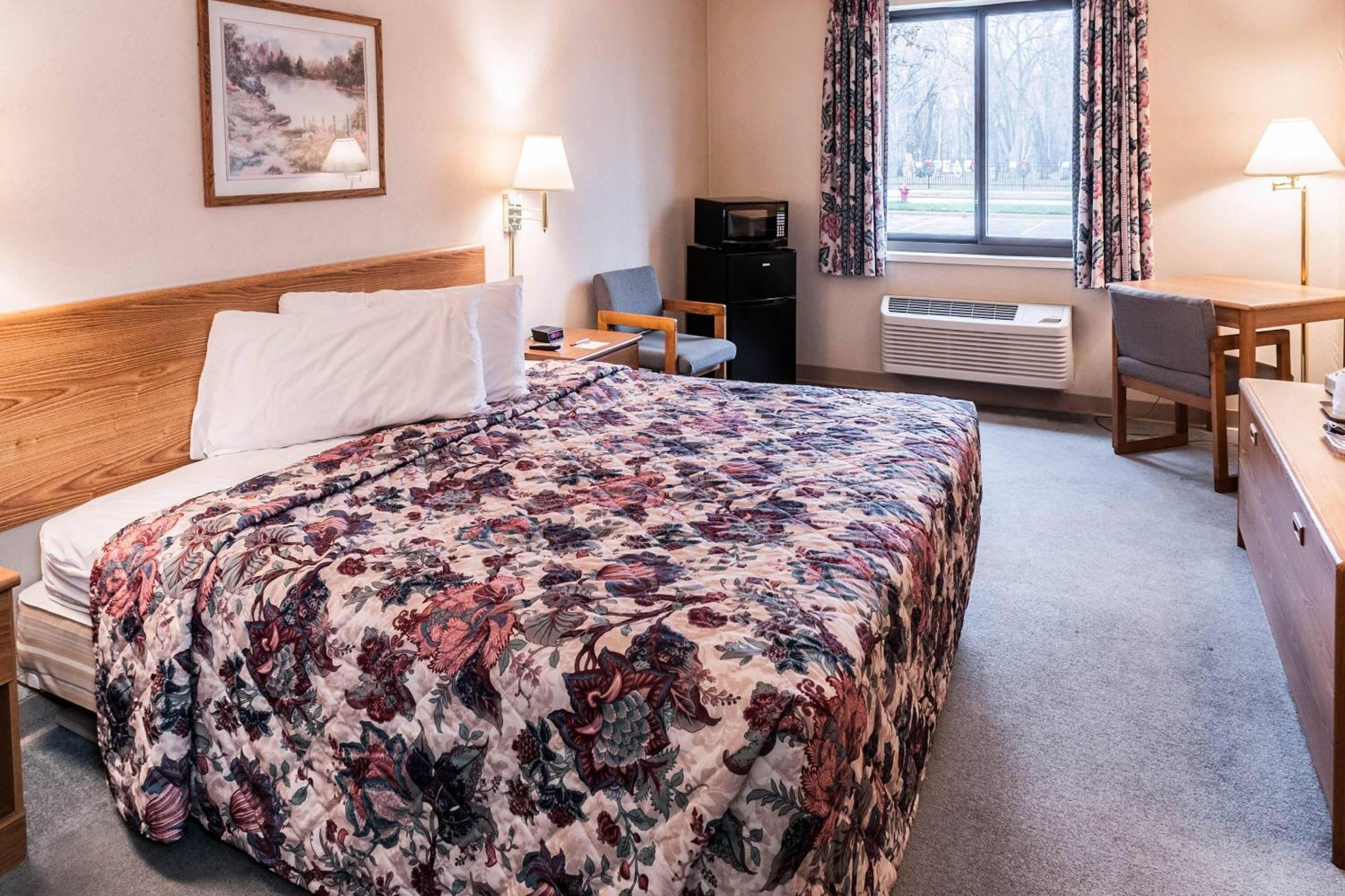 King Room - Accessible/Non-Smoking