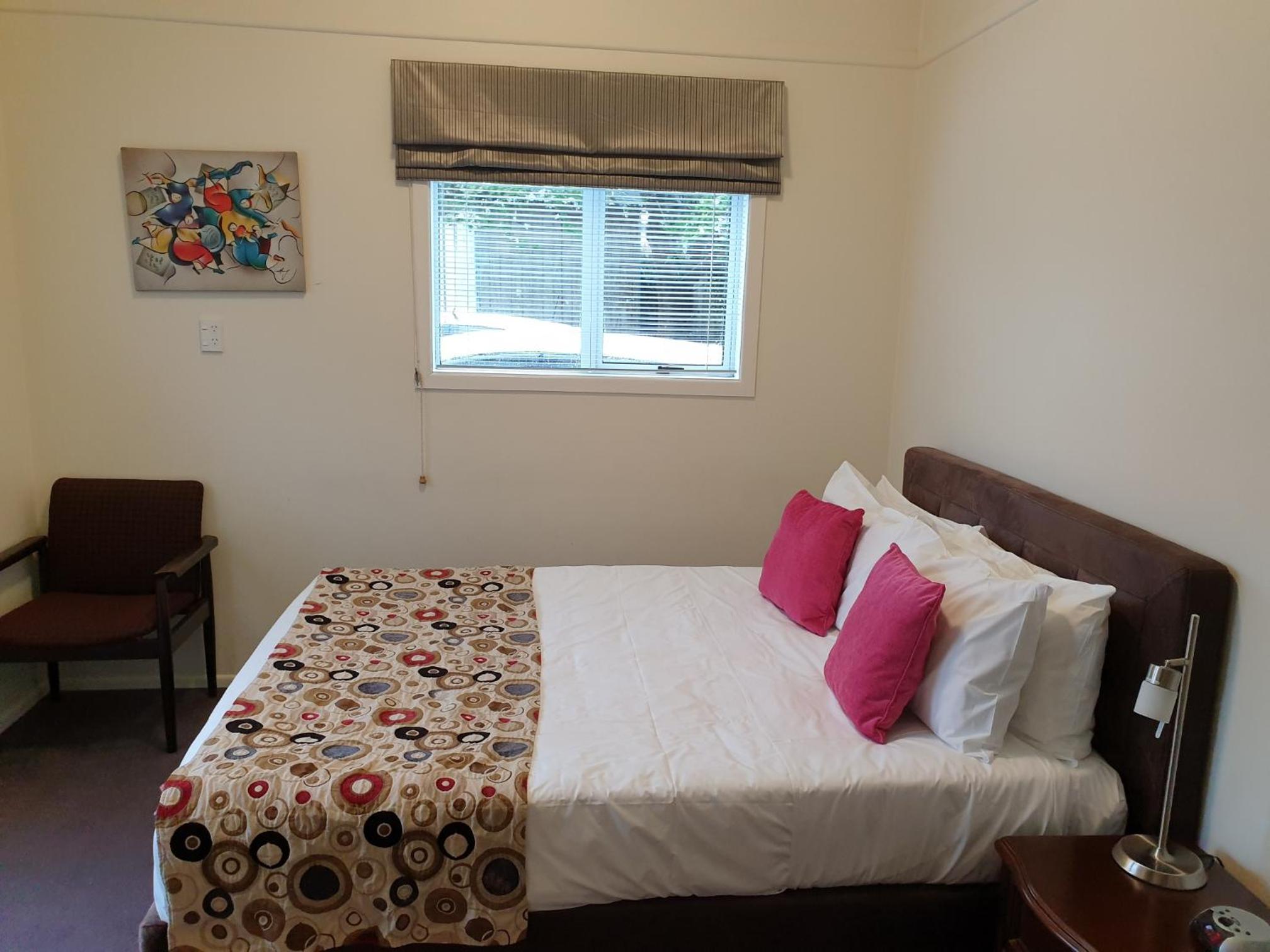 Small Studio - Photo 4