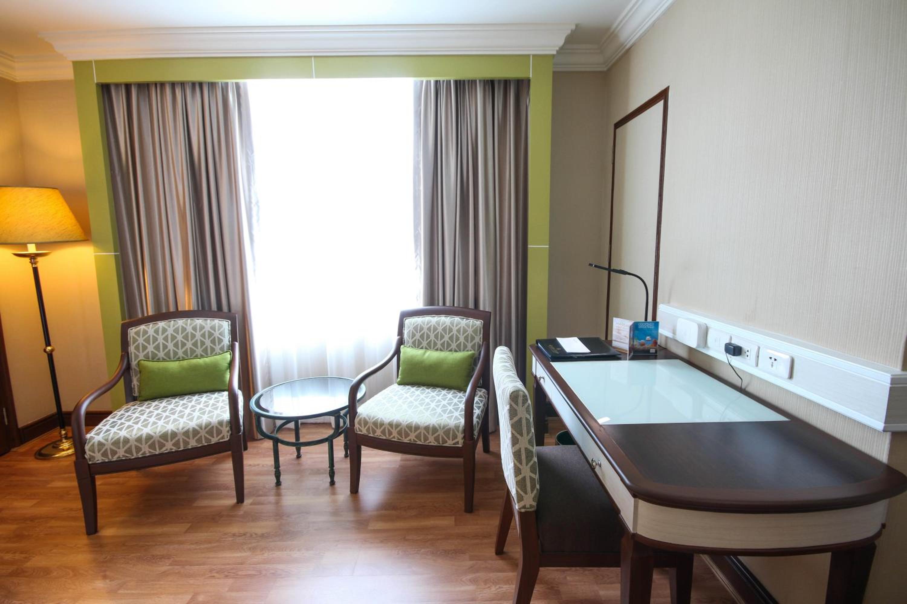 Superior King Room photo 3