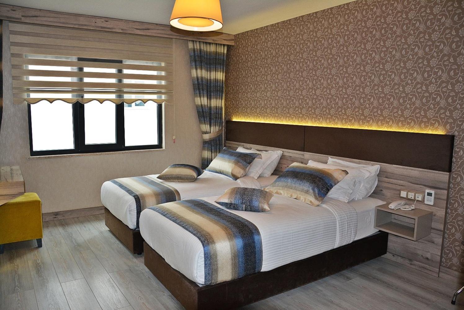 Two-Bedroom Apartment with Balcony and Sea View