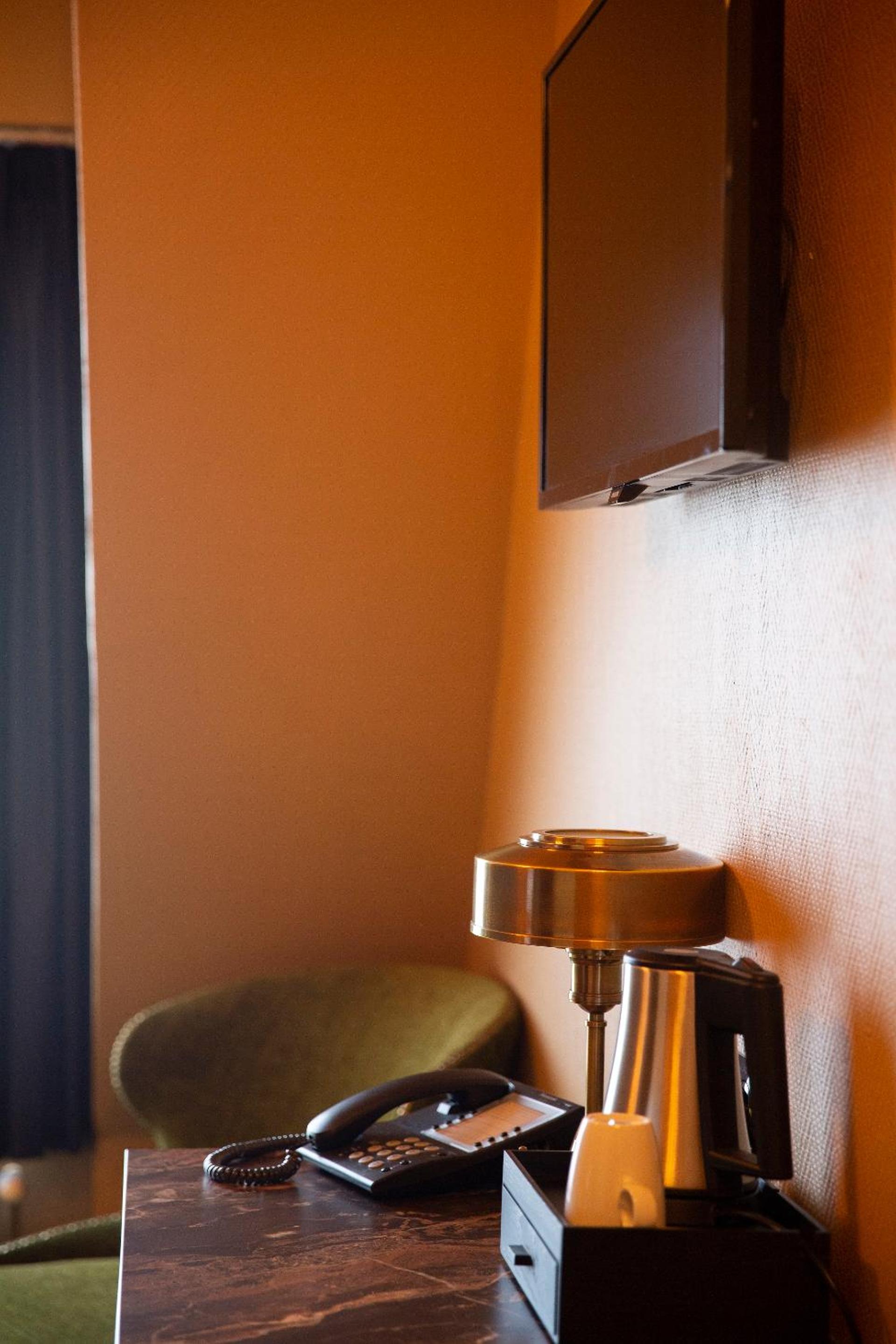Deluxe Small Single Room photo 2