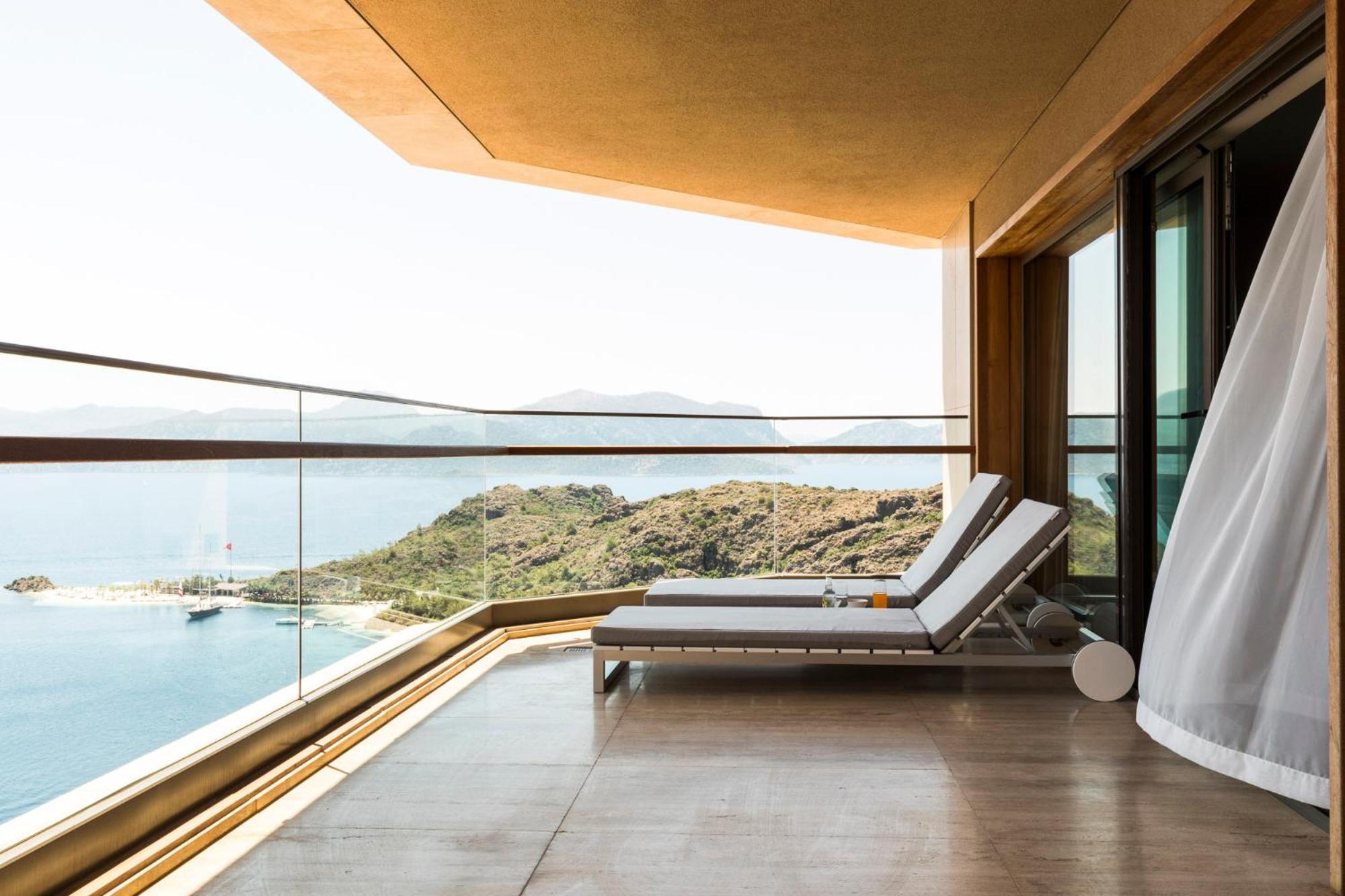 Executive Suite with Sea View - Photo 14