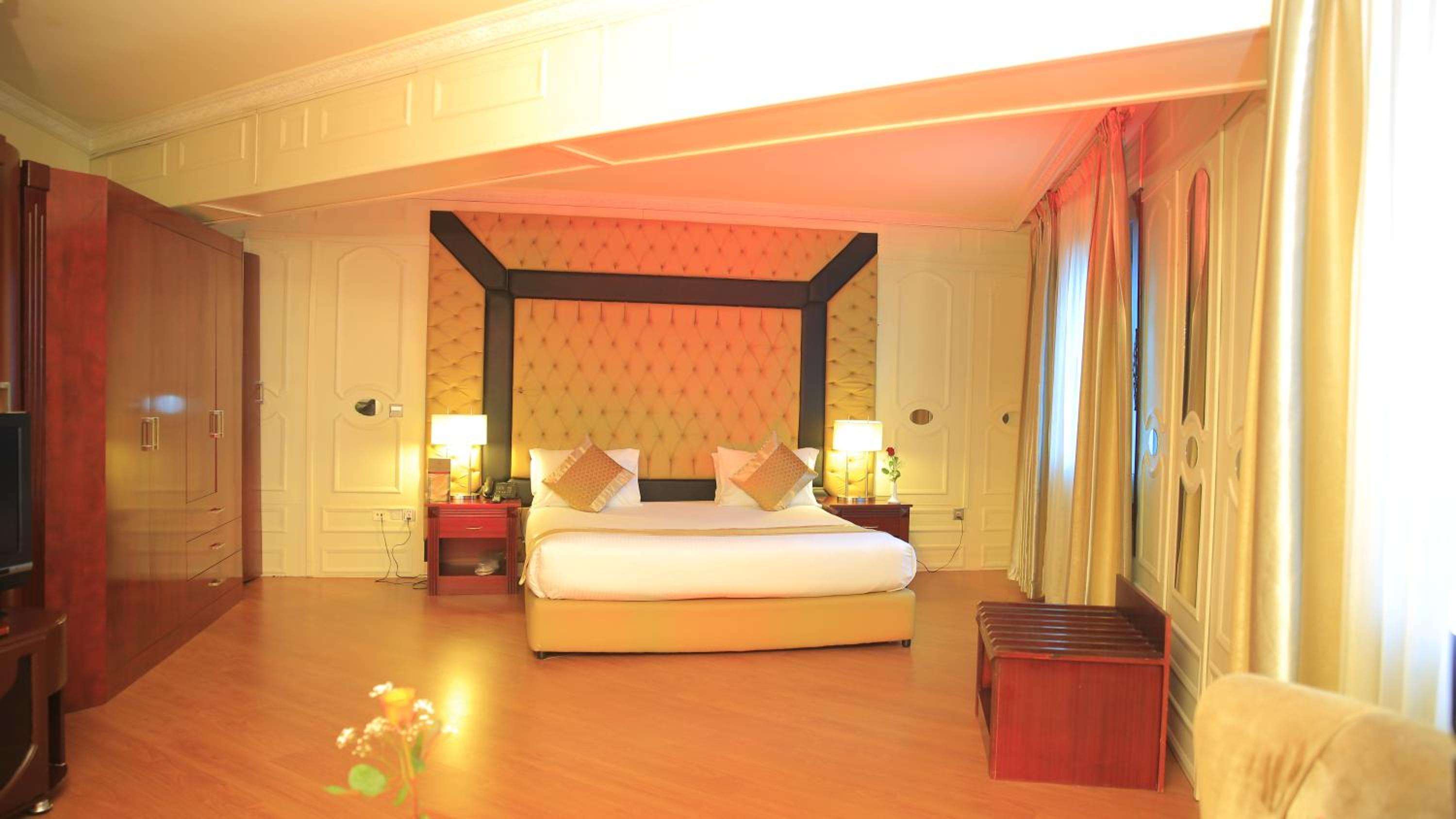 Presidential Suite photo 3
