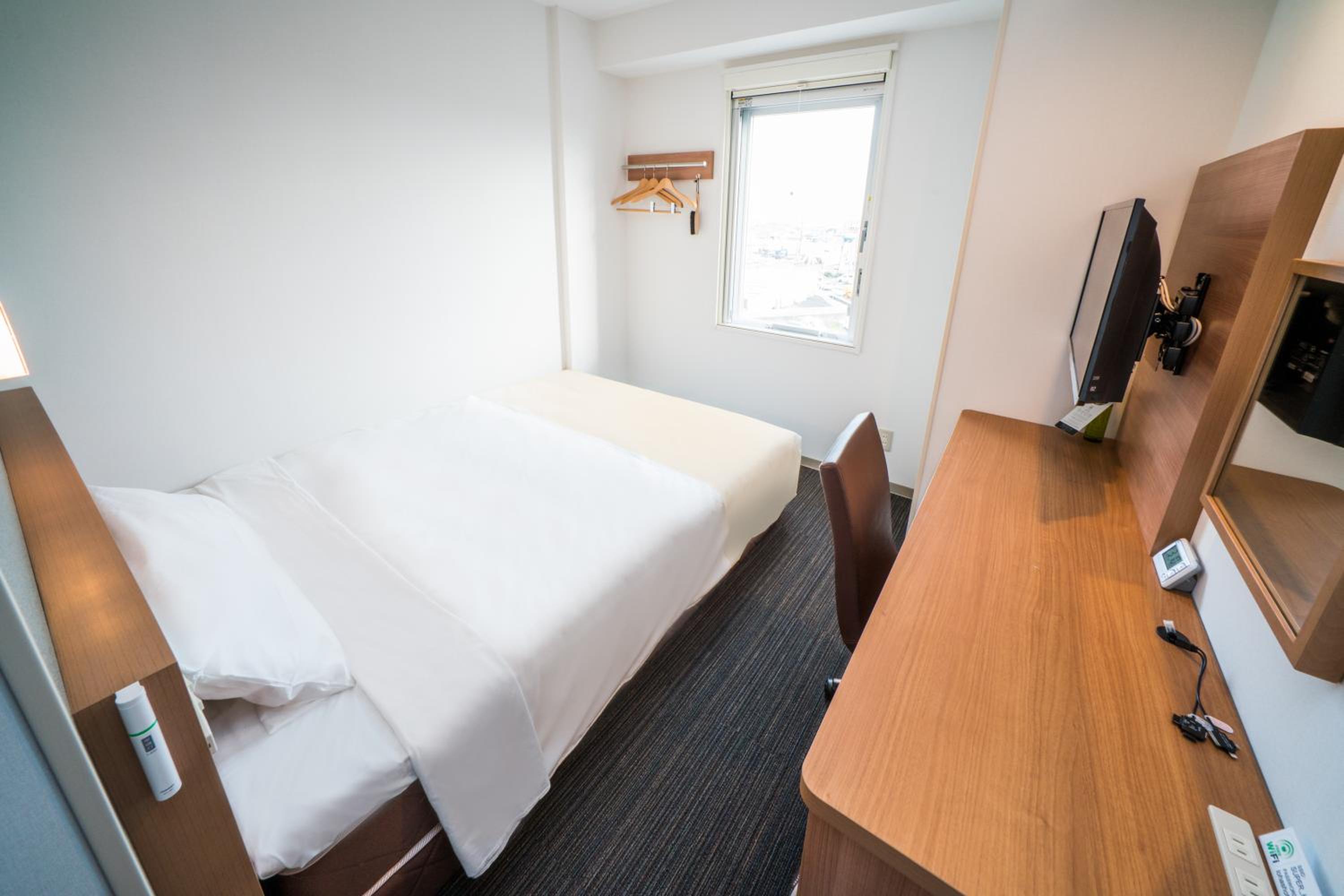 Standard Double Room - Smoking - Photo 14
