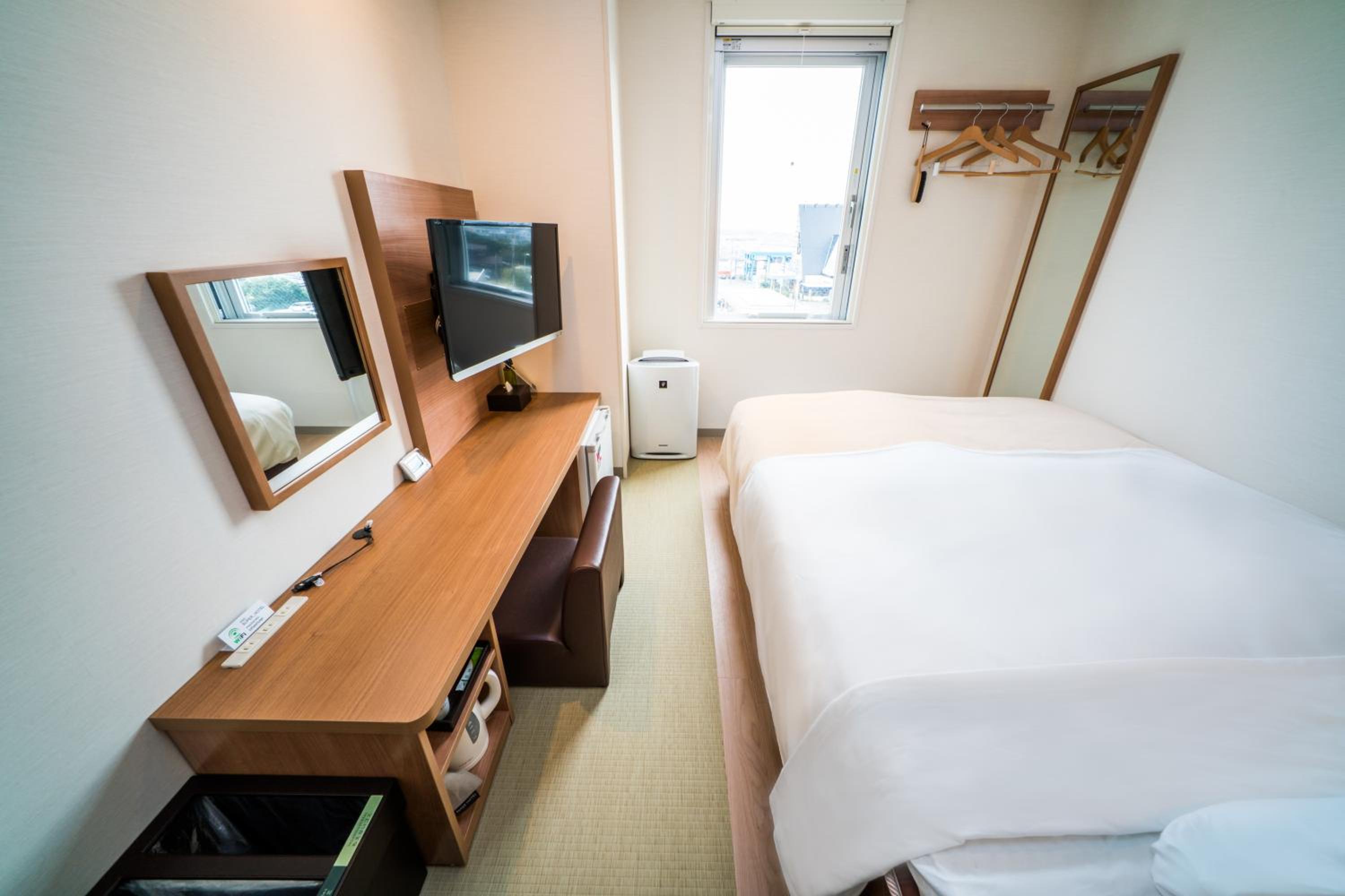 Double Room - Non-Smoking - Photo 1