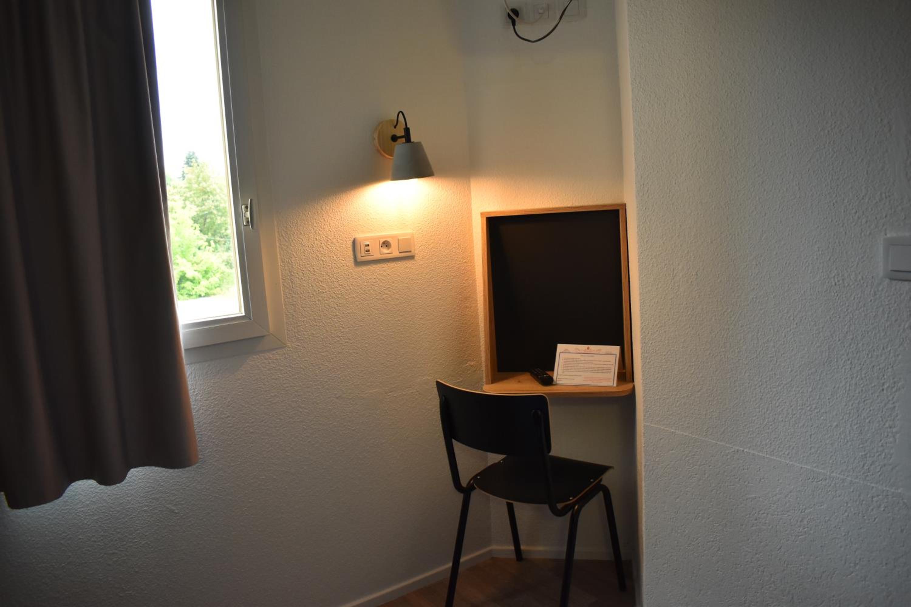 Triple Room - Photo 13