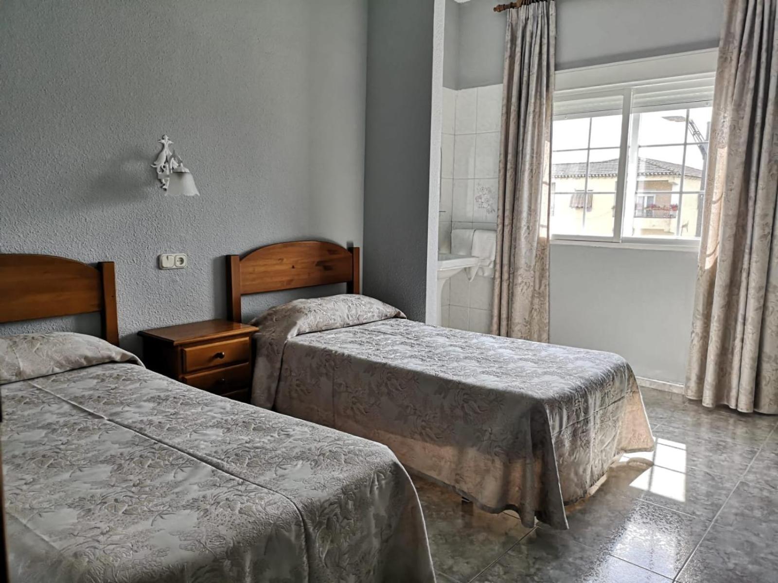 Habitación Individual Estándar con Baño Compartido