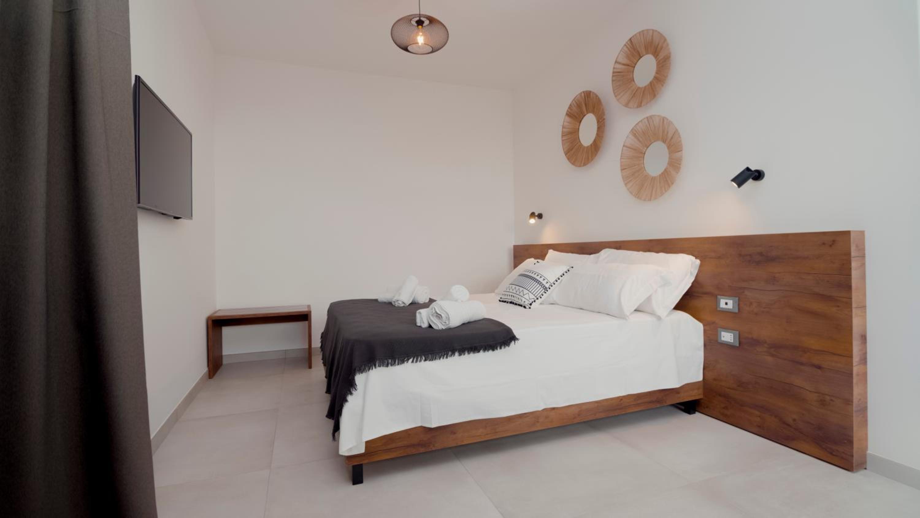King Room with Sea View - Photo 1