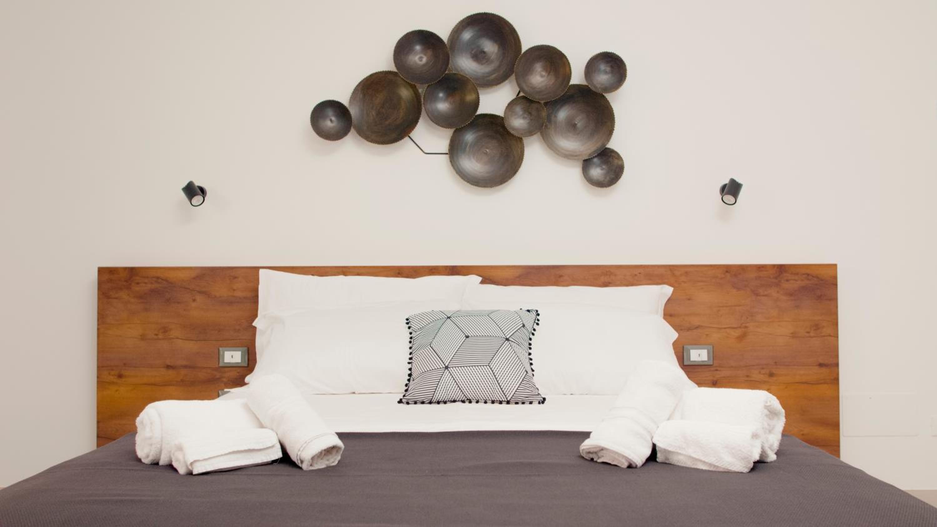 Double Room with Spa Bath photo 1