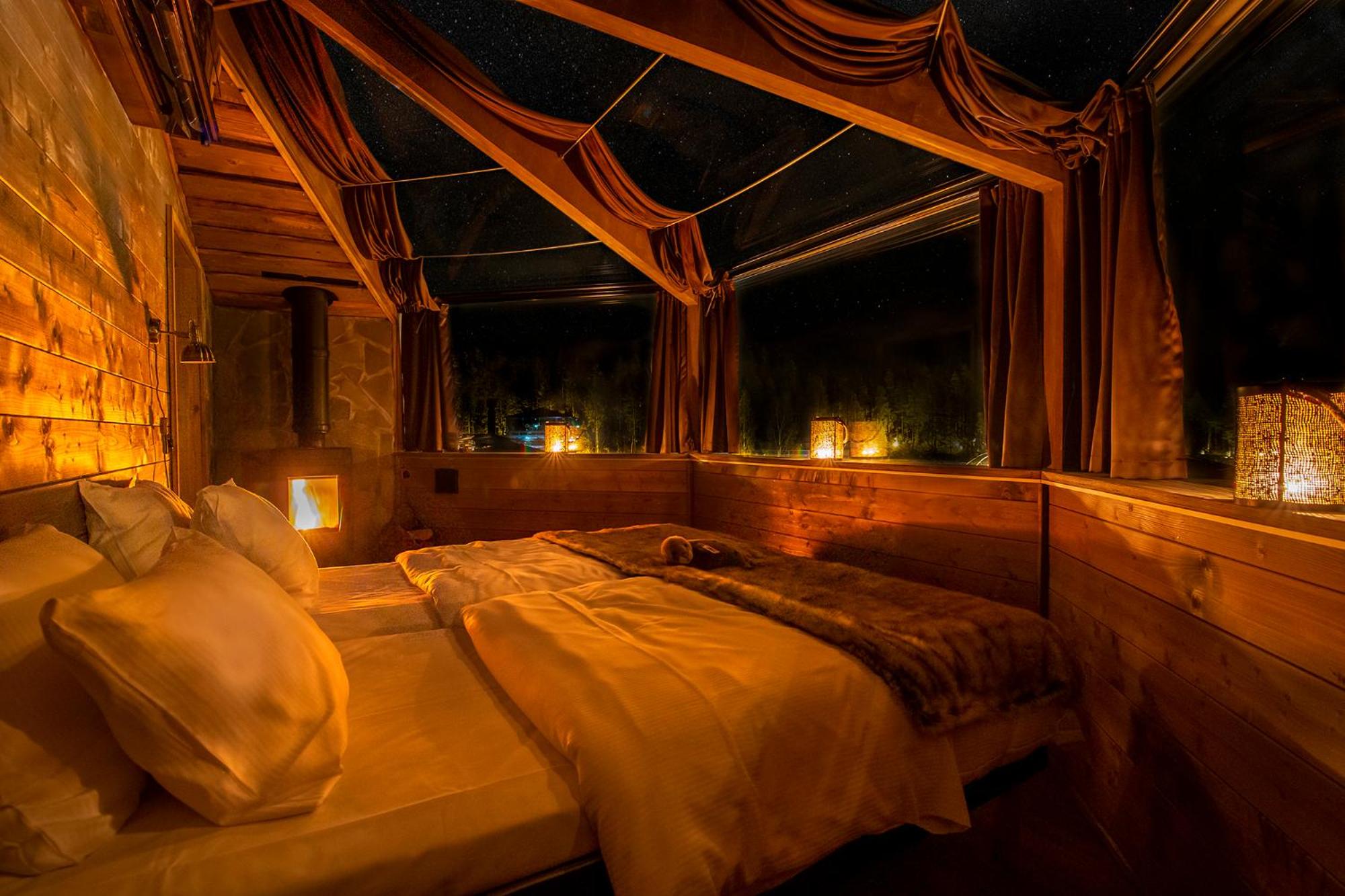 One-Bedroom Suite with Spa Access - Photo 1