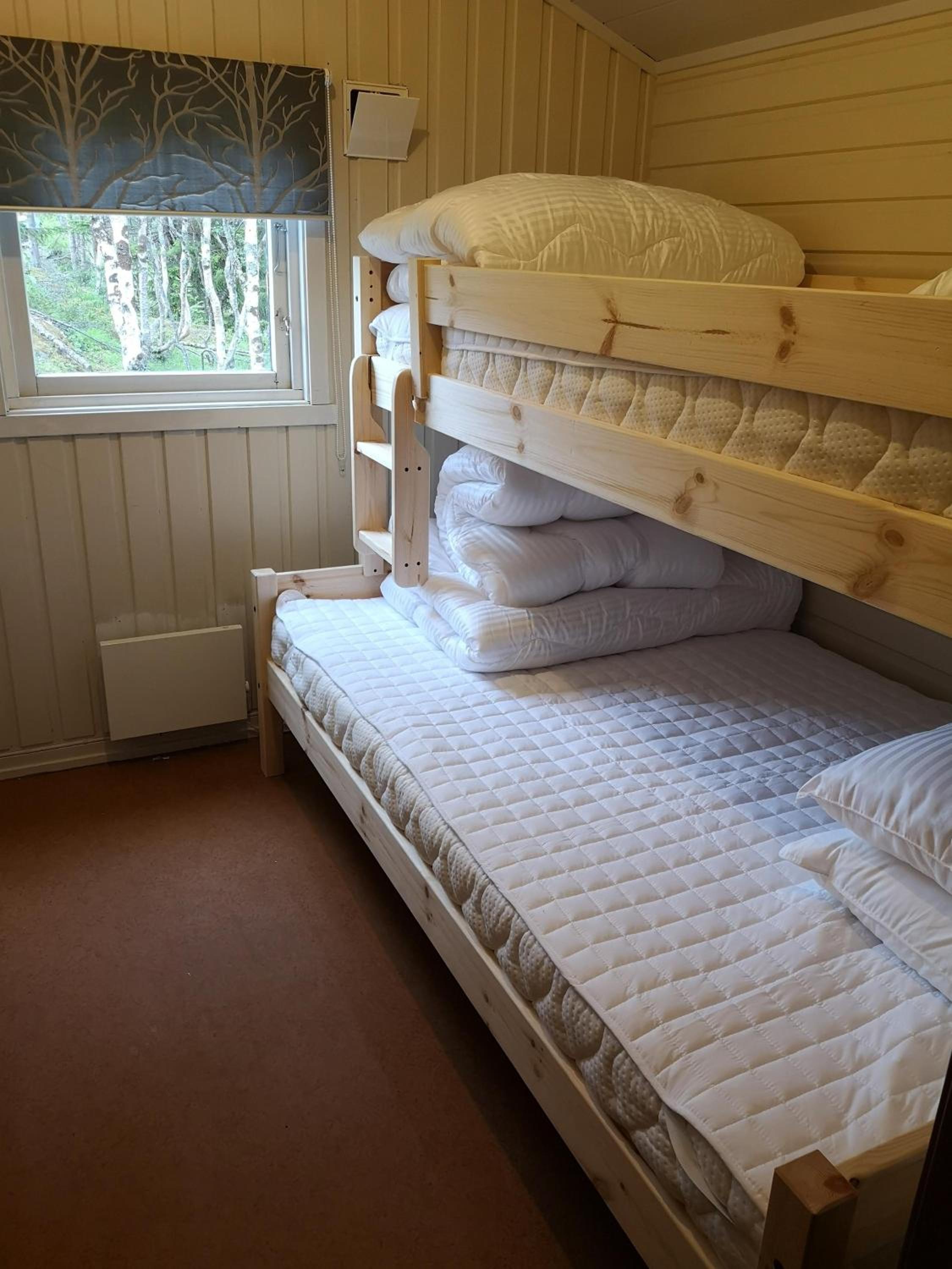 Two-Bedroom Bungalow - Photo 10