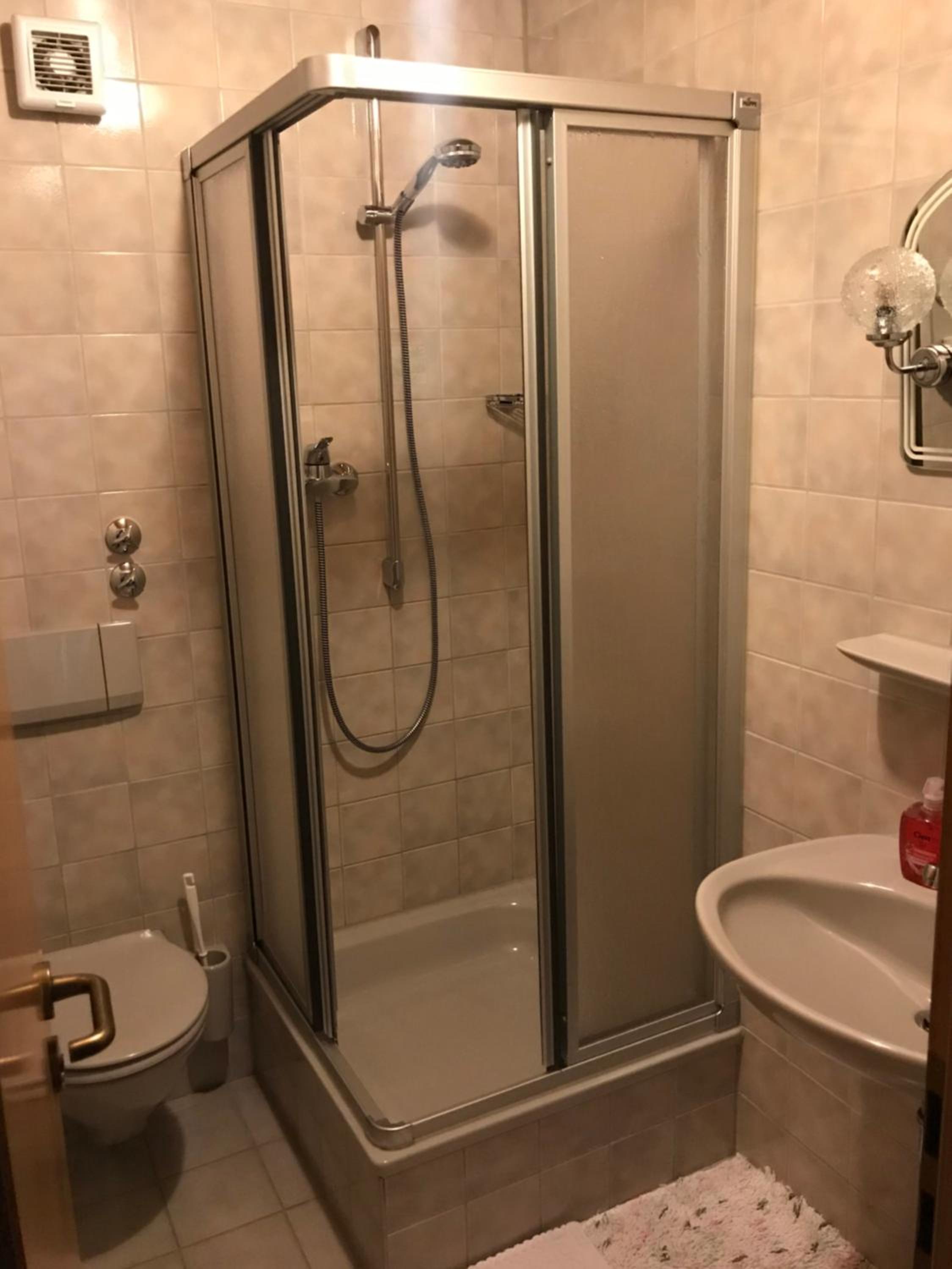 Single Room with Shower photo 2