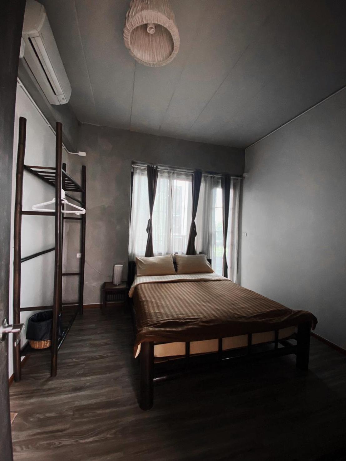 Superior Double Room with Pool View - Junior