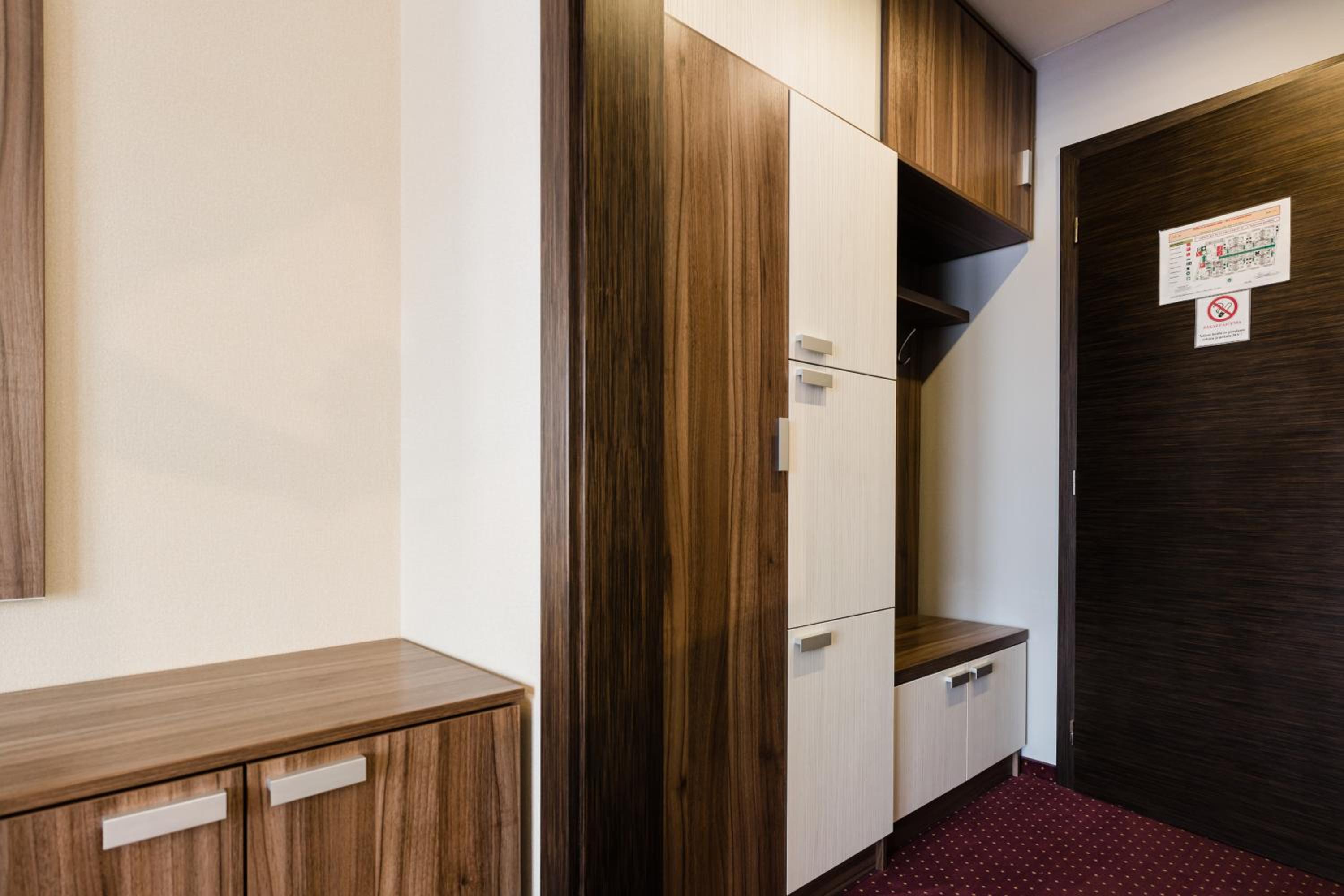 Deluxe Double Room - Photo 4