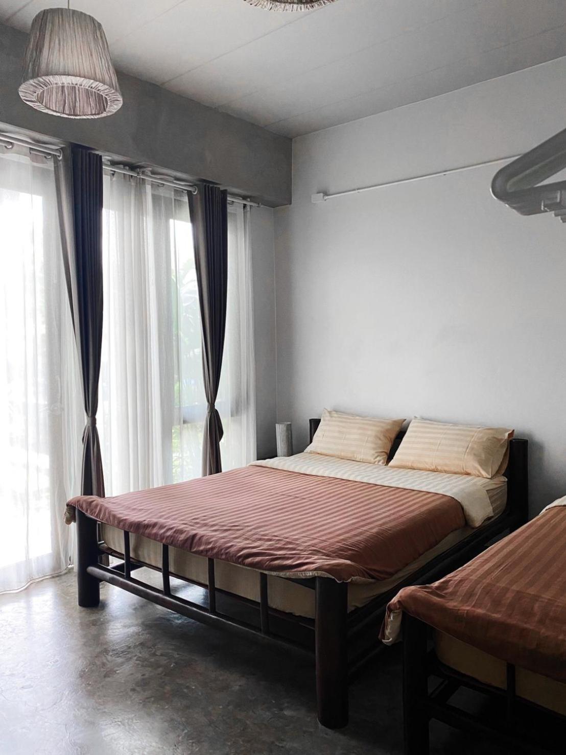 Deluxe Triple Room - Pool Side