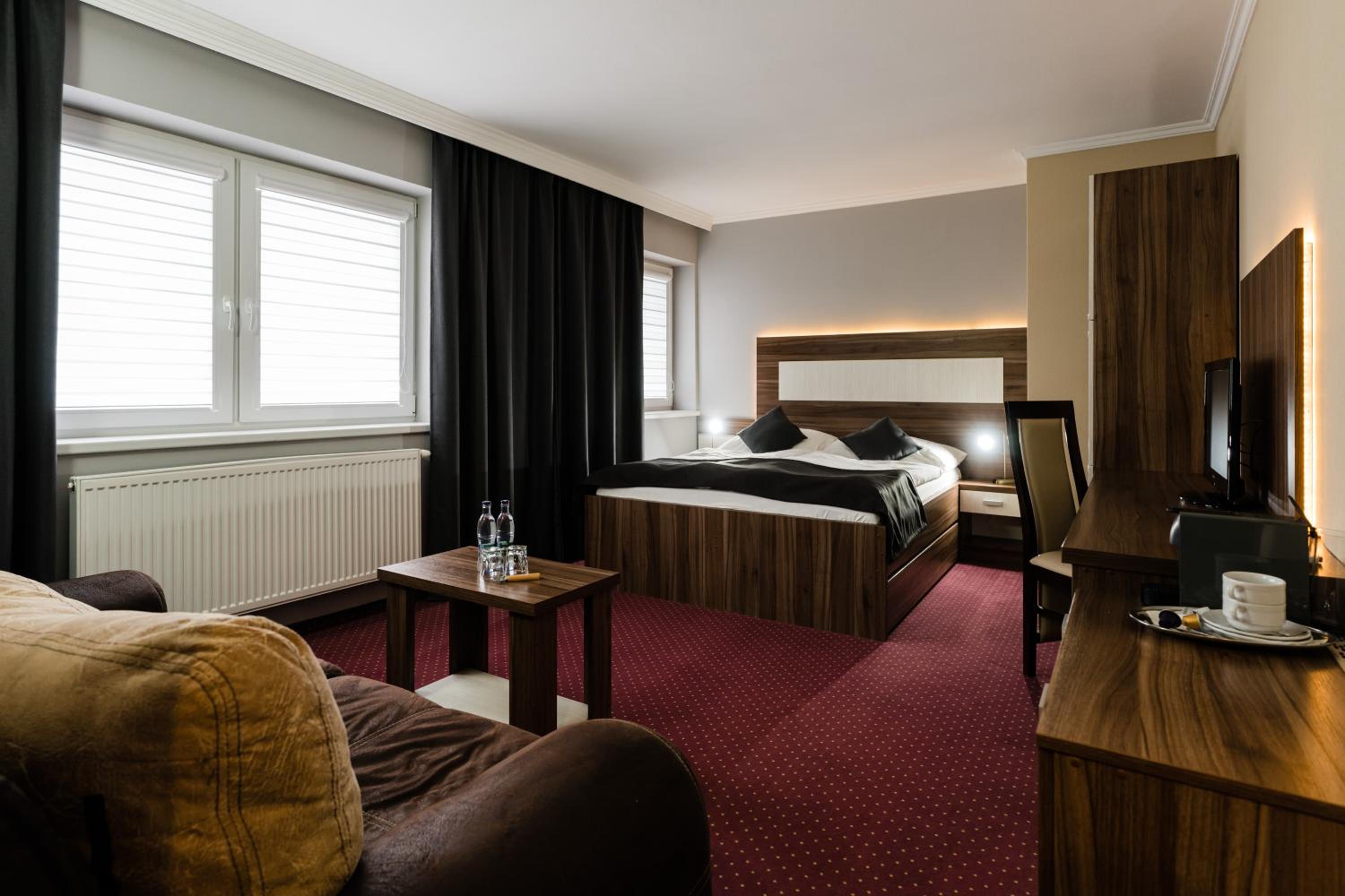 Deluxe Junior Suite - Photo 6